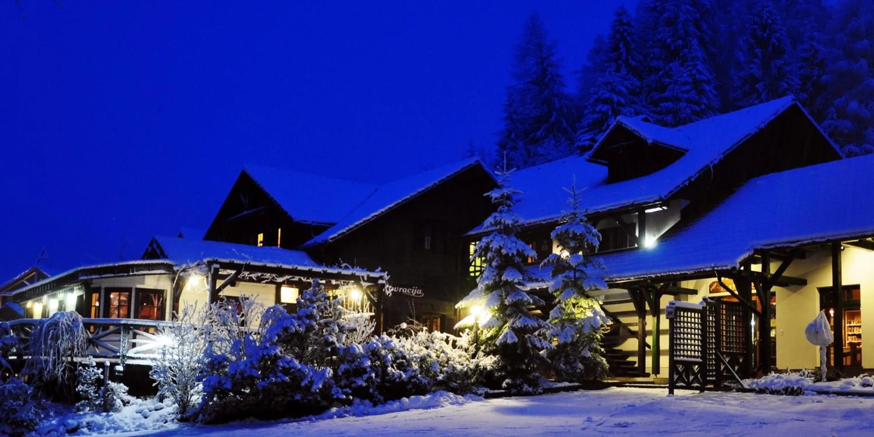 Restaurant/places to eat in Natura Amon