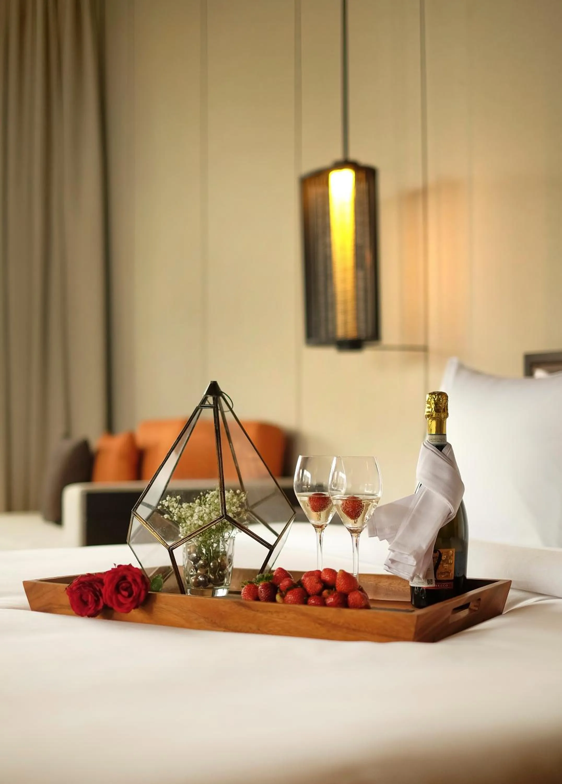 Bedroom, Bed in Radisson Blu Bali Uluwatu