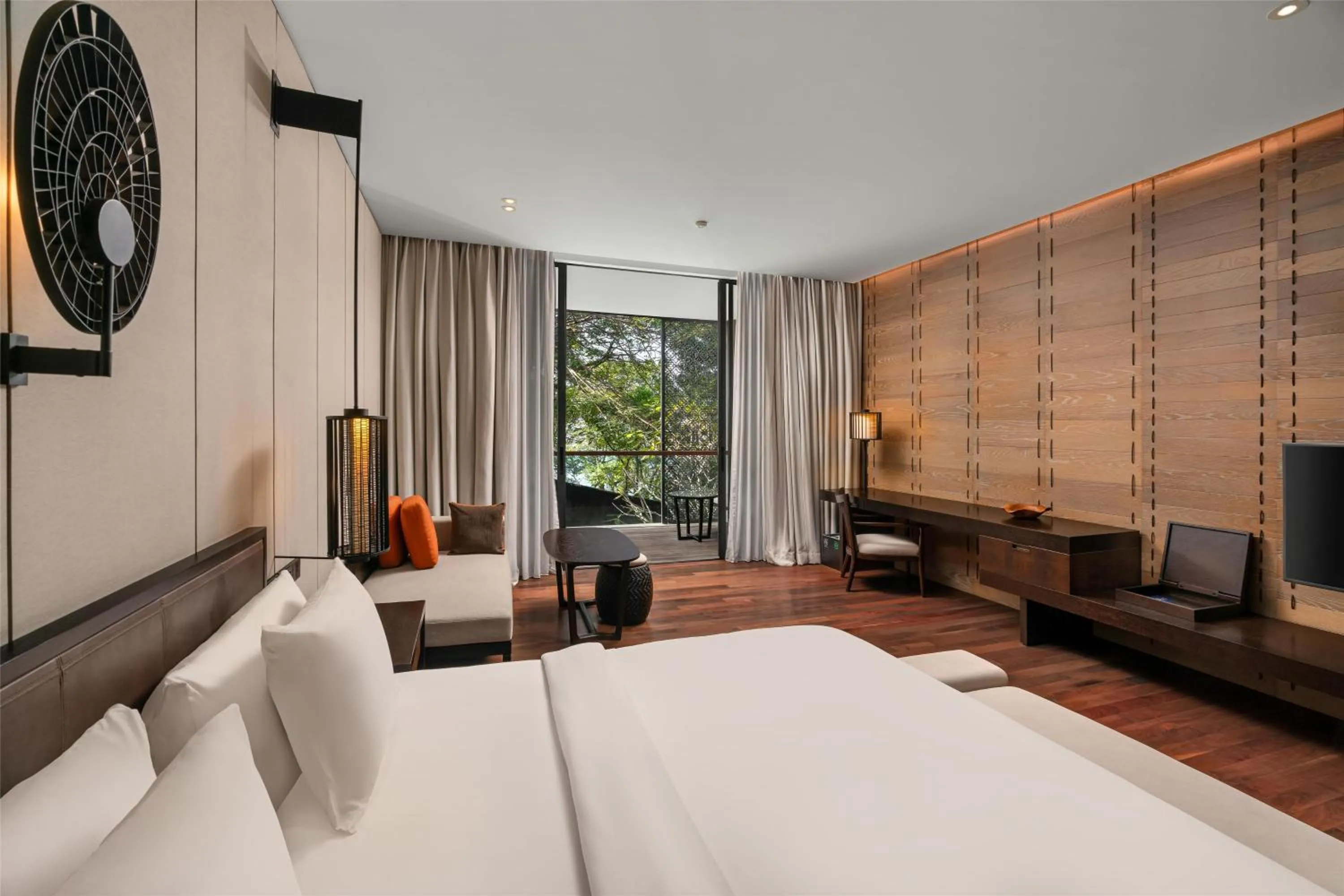 Bedroom, Bed in Radisson Blu Bali Uluwatu