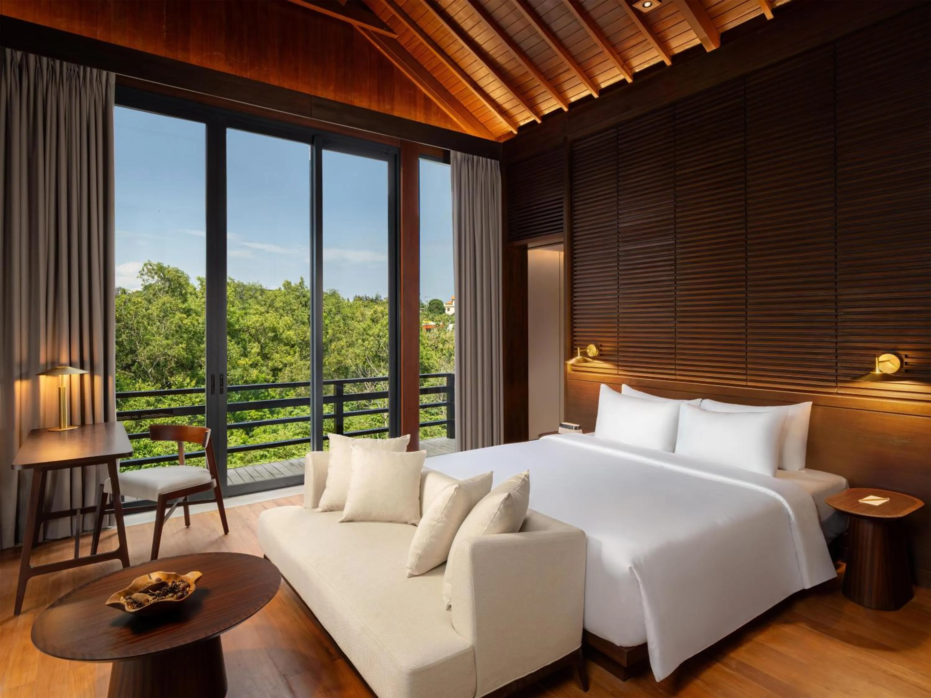 Photo of the whole room, Bed in Radisson Blu Bali Uluwatu