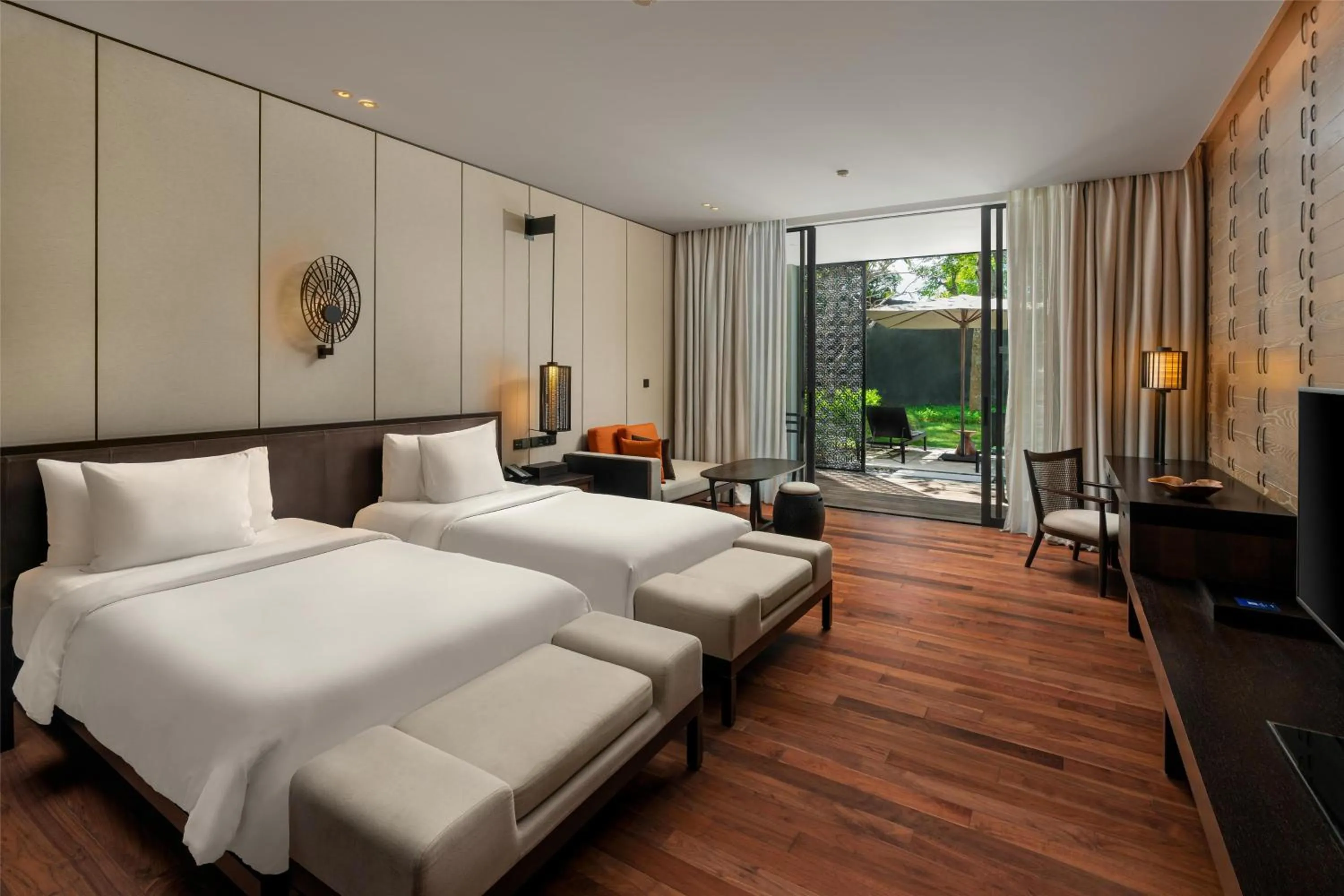 Bedroom, Bed in Radisson Blu Bali Uluwatu