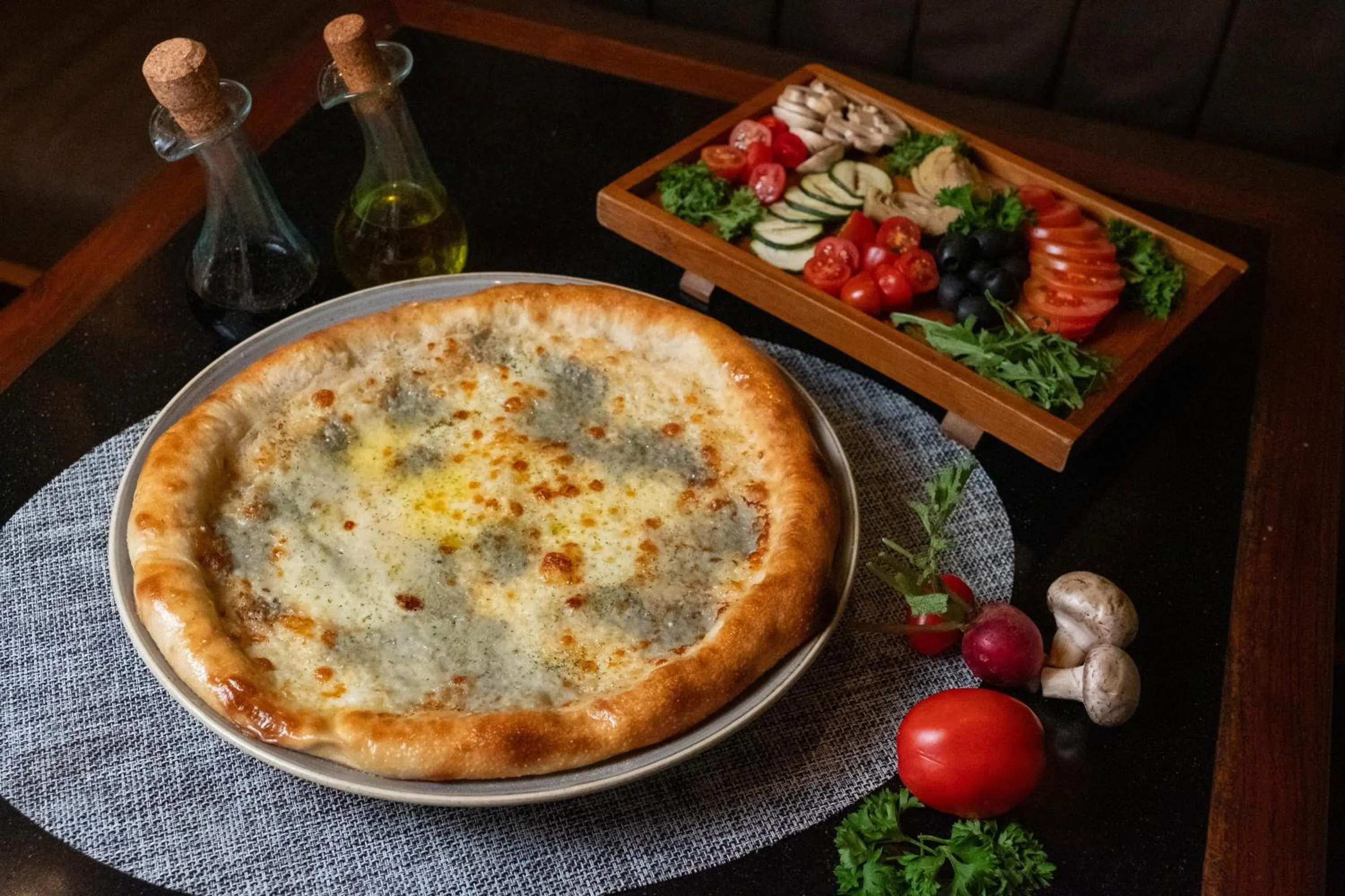 Food and drinks in Radisson Blu Bali Uluwatu