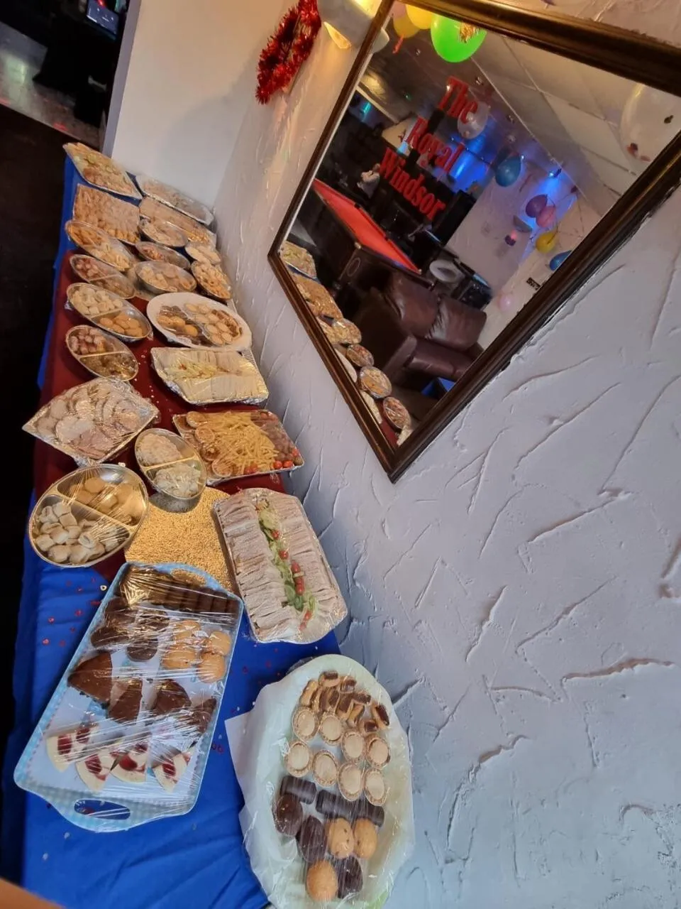 Food and drinks in The Royal Windsor Hotel