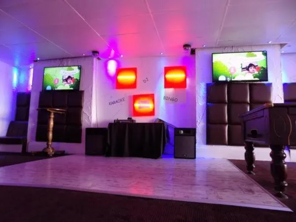 Lounge or bar in The Royal Windsor Hotel