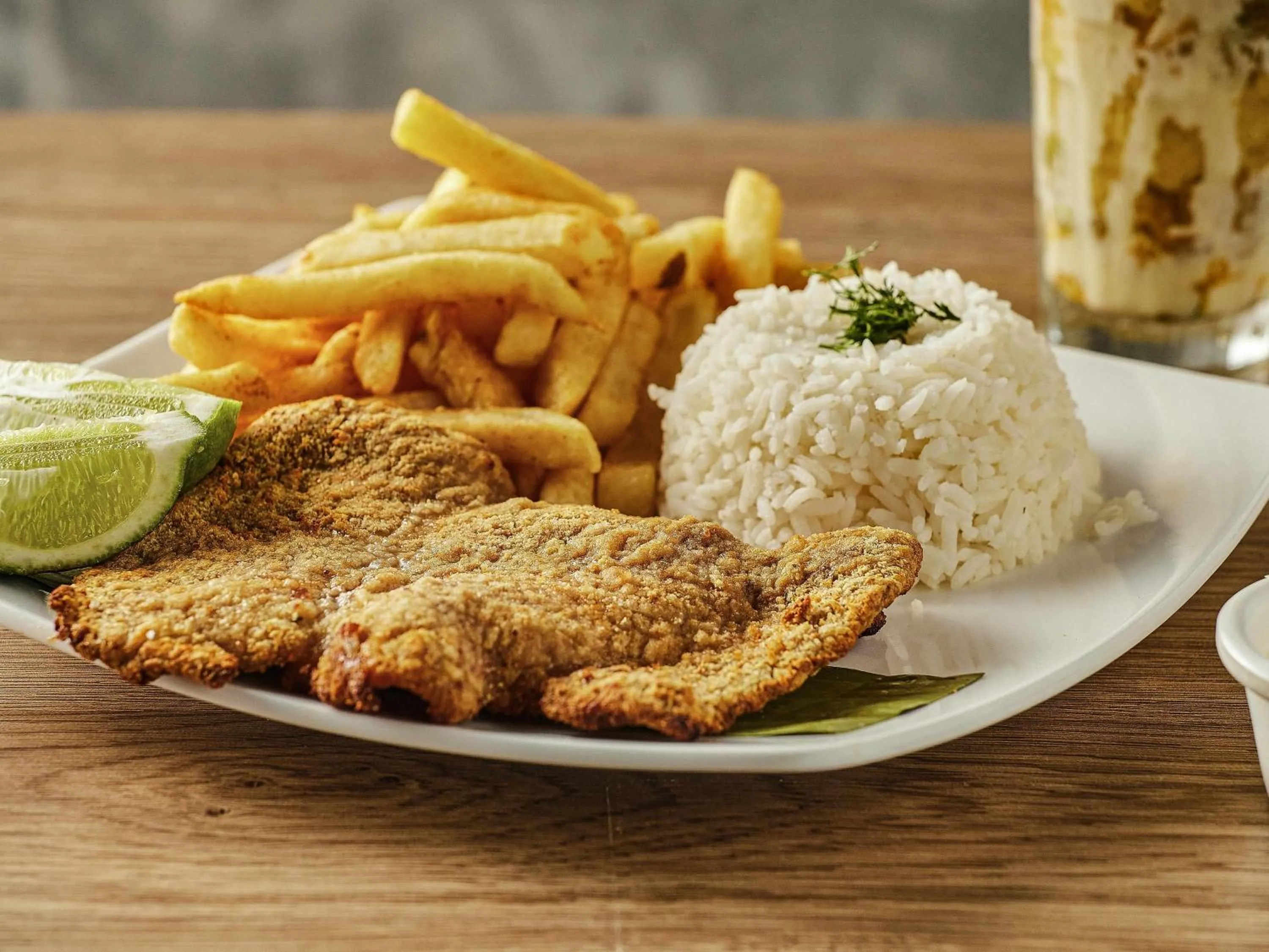 Restaurant/places to eat in Hotel Ibis Cali Granada