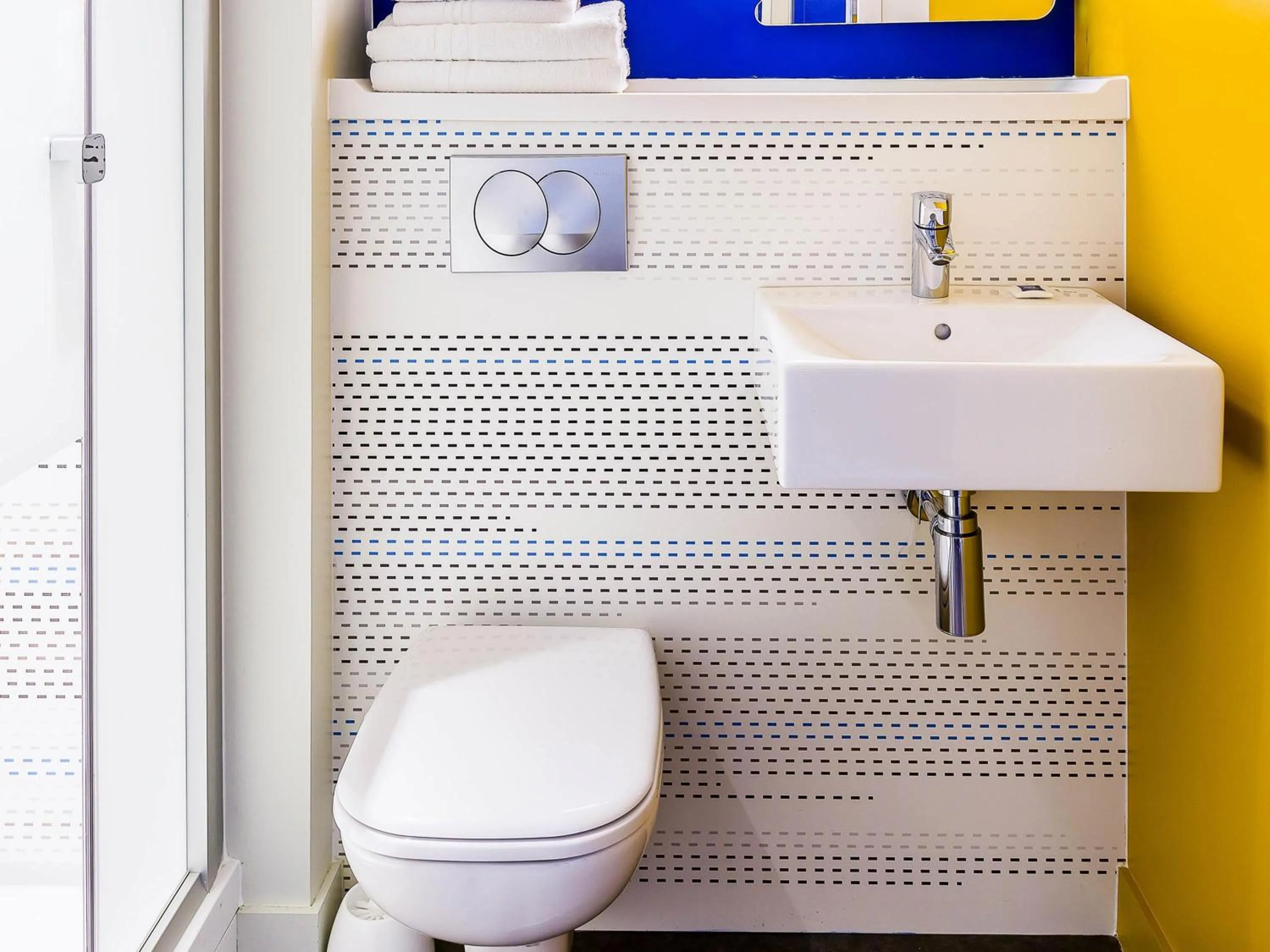 Bedroom in ibis budget Paris Gennevilliers