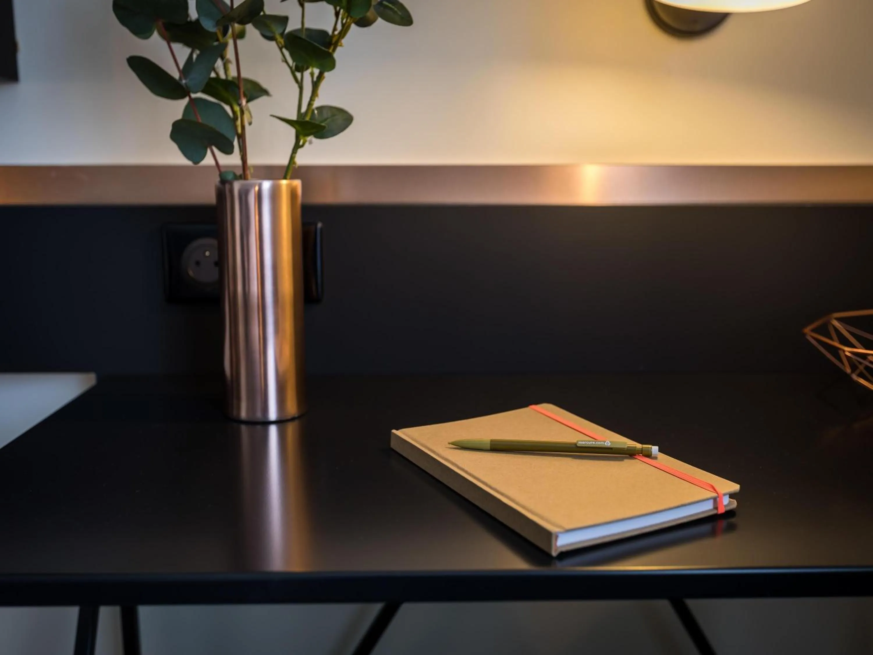 Business facilities in Hôtel Mercure Paris Gennevilliers