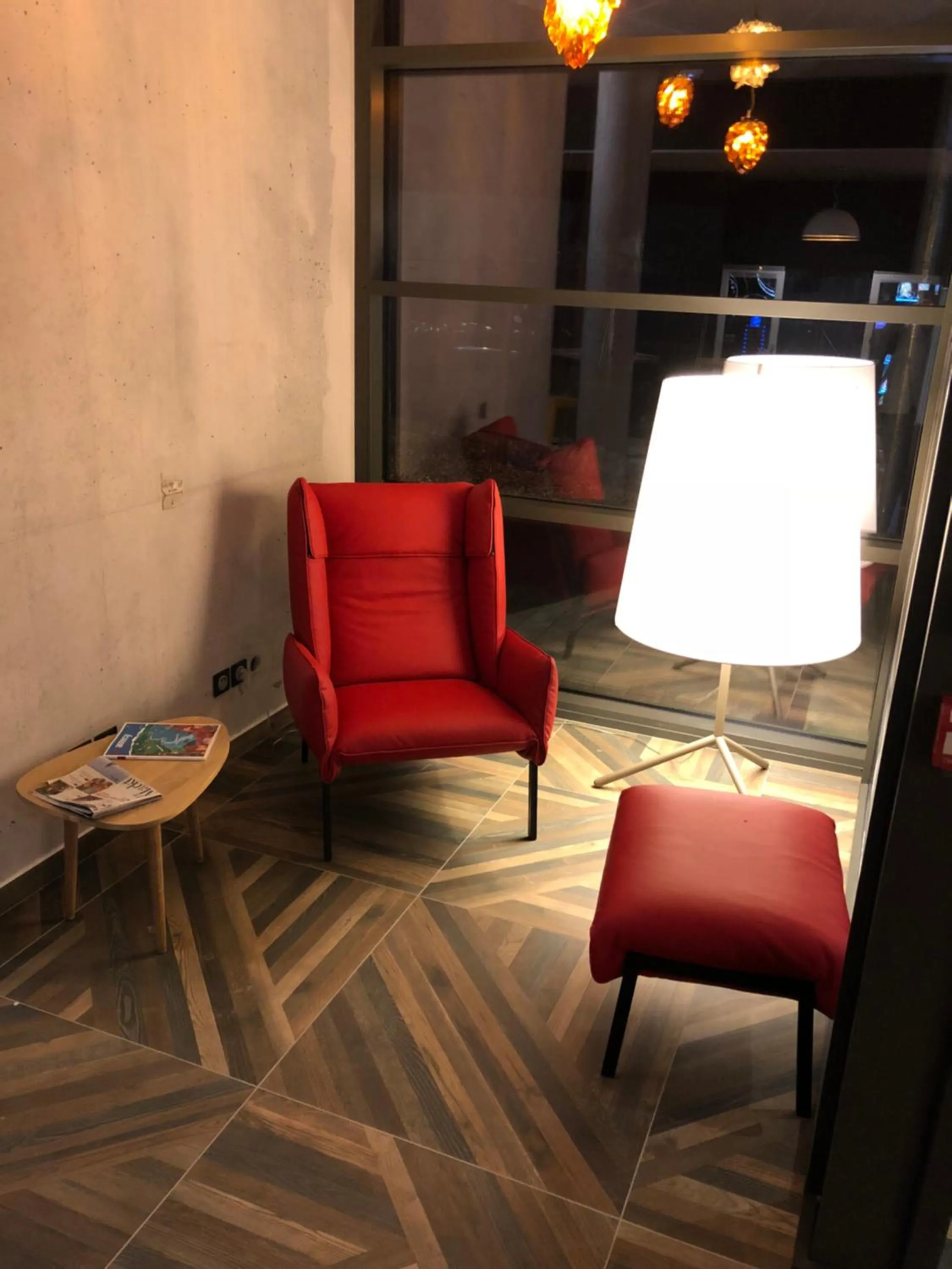 Lounge or bar in Ibis Budget Annecy sud-Poisy