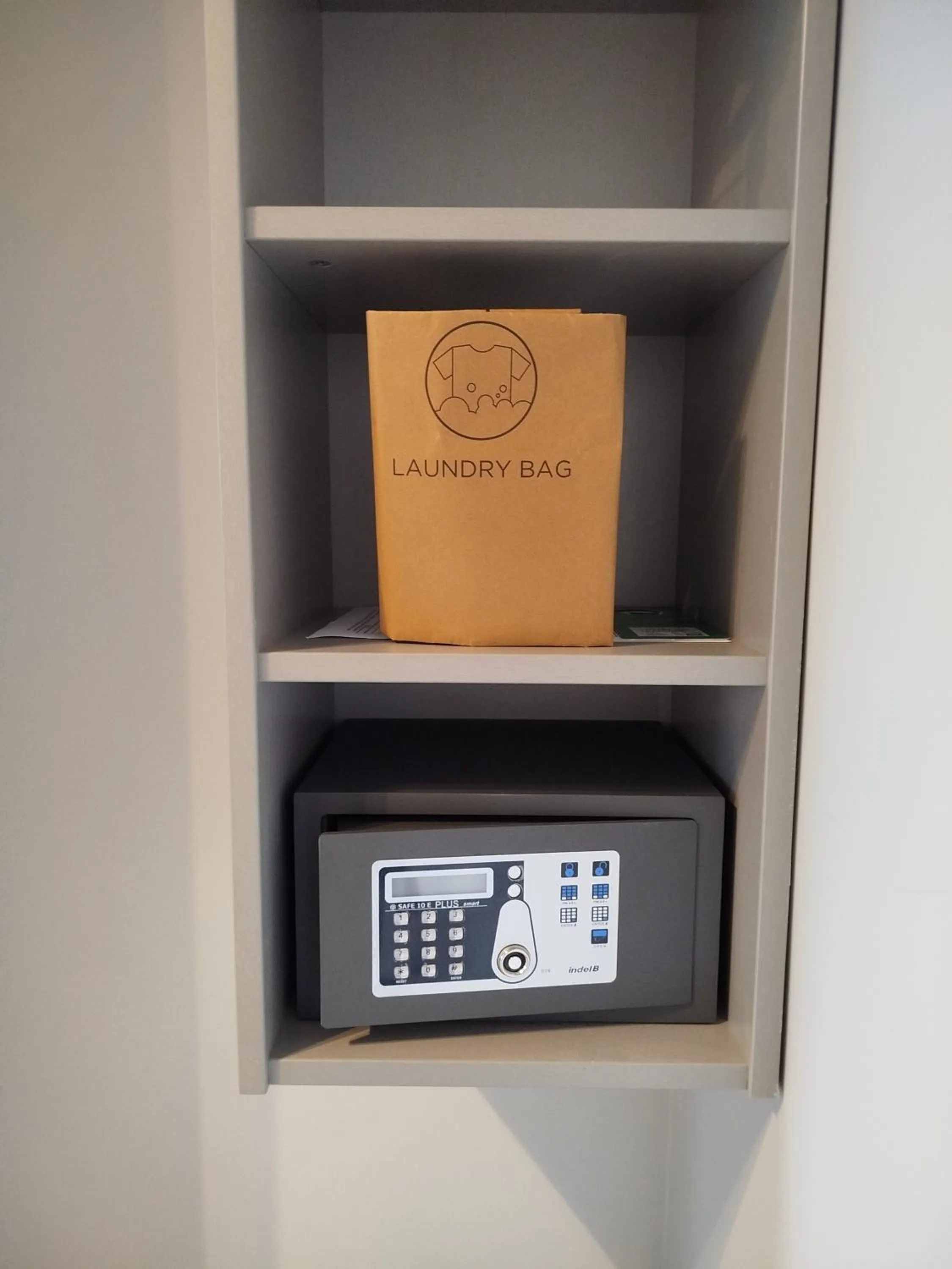 safe in ibis Styles Genève Carouge