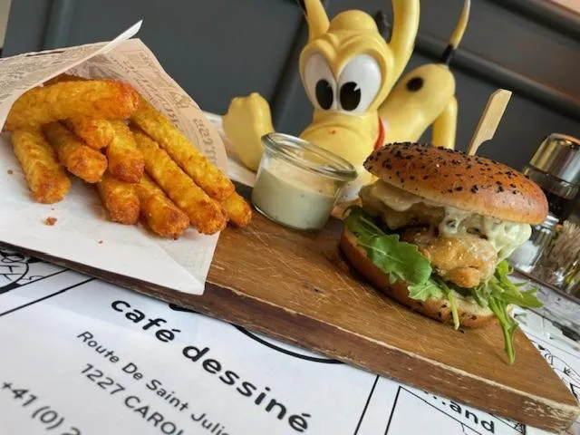 Restaurant/places to eat in ibis Styles Genève Carouge