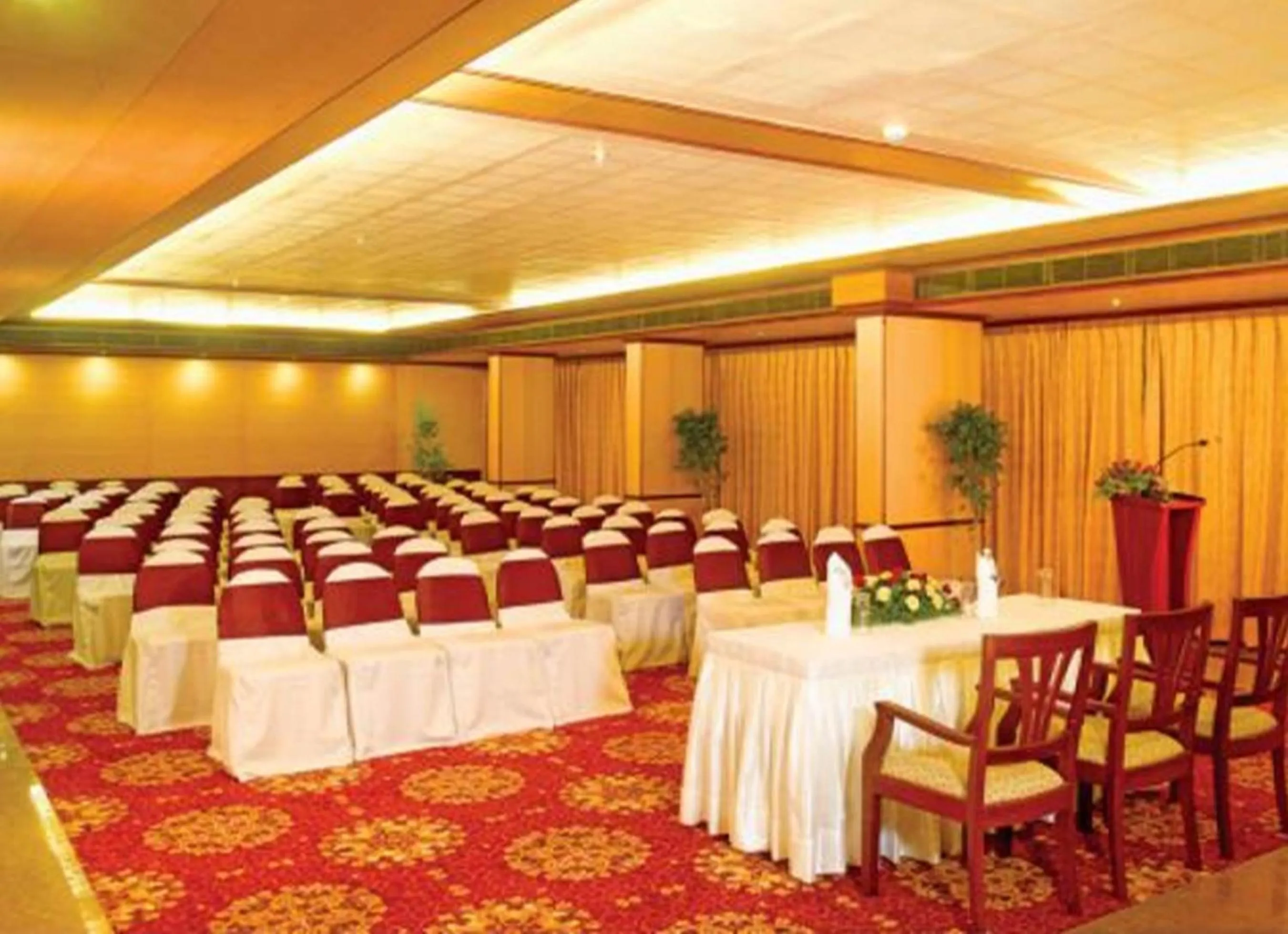 Business facilities in Classic Sarovar Portico Trivandrum
