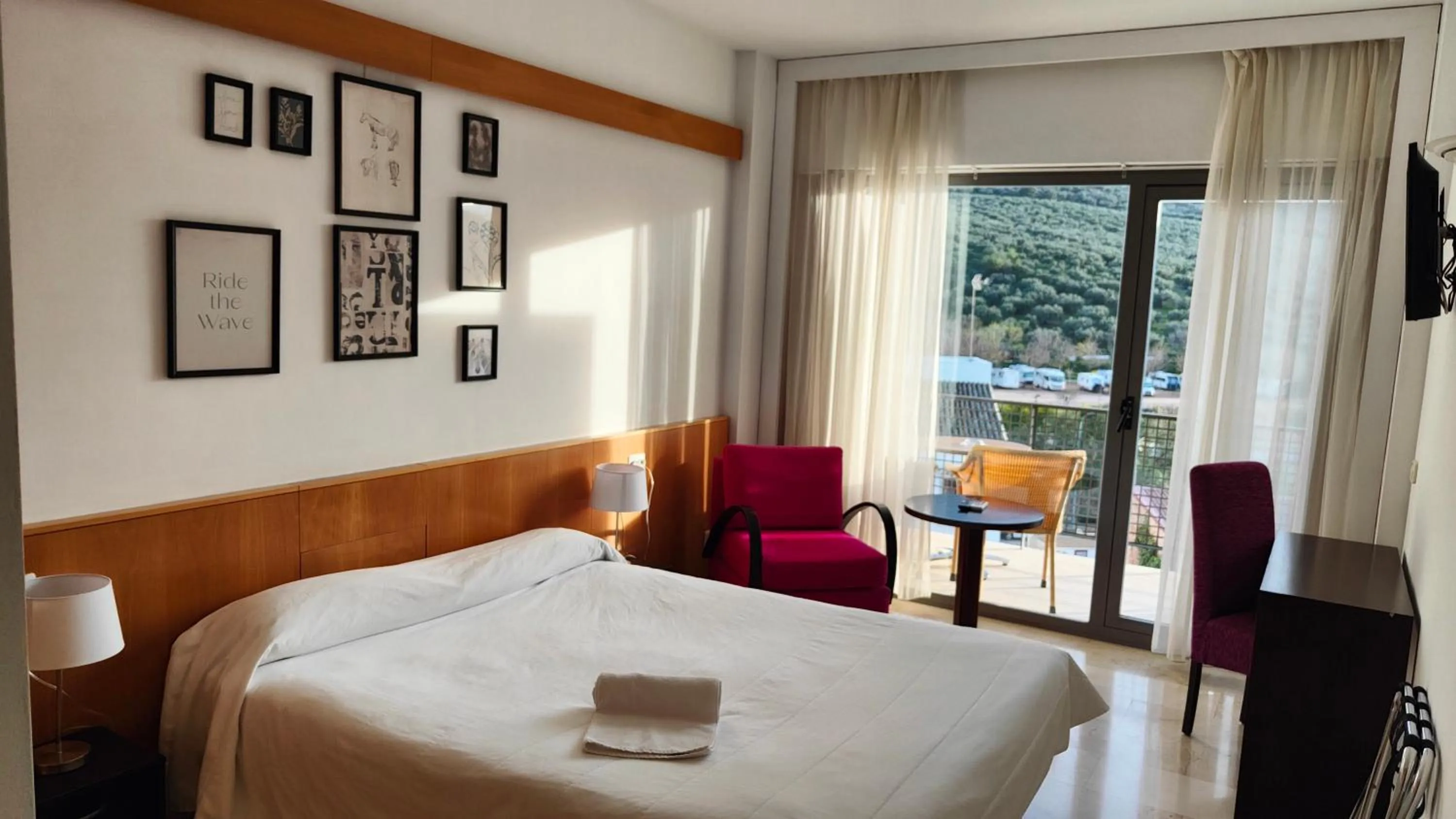 Bed in Hotel Mencia Subbética