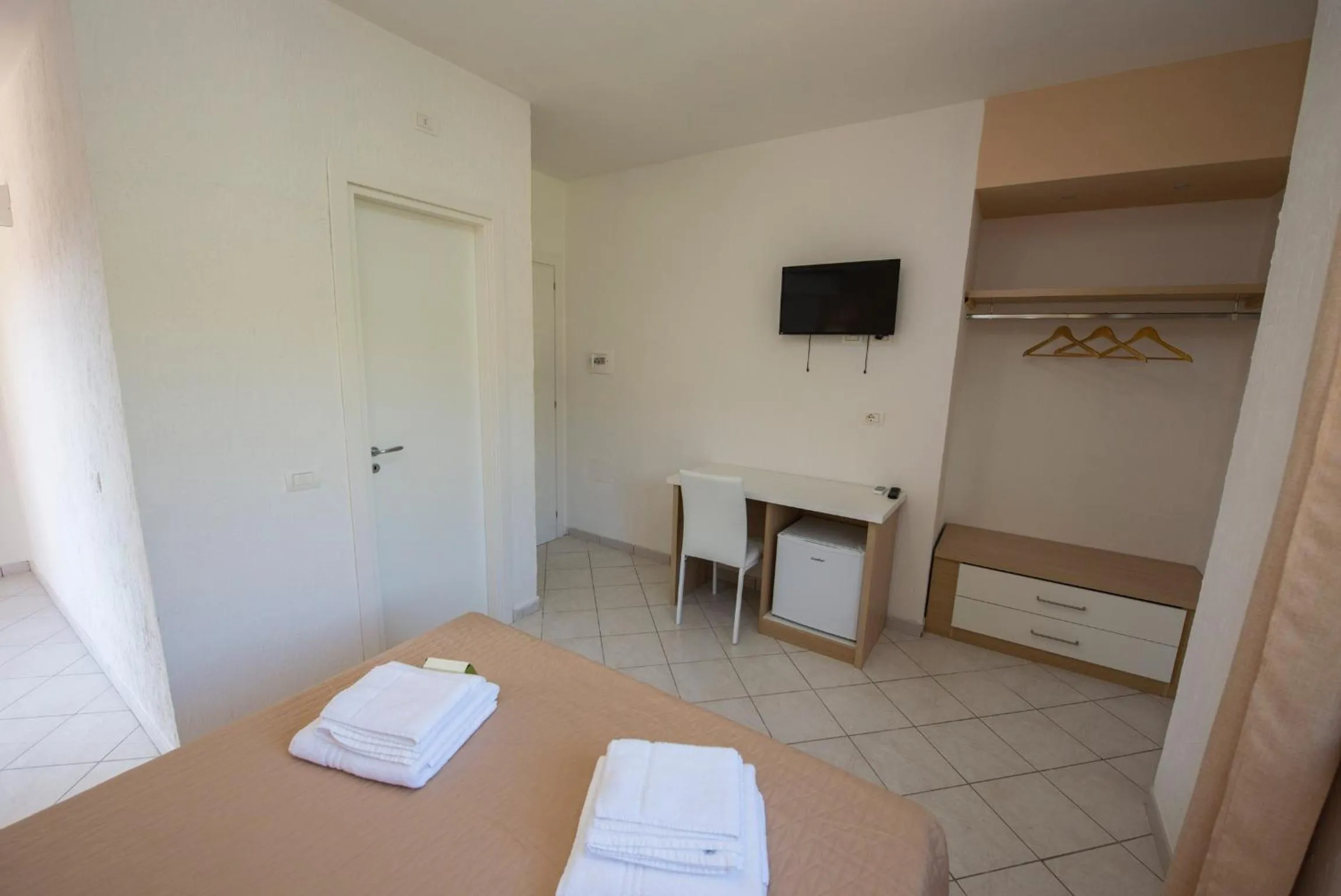 Bedroom, Bed in Villa Saturno