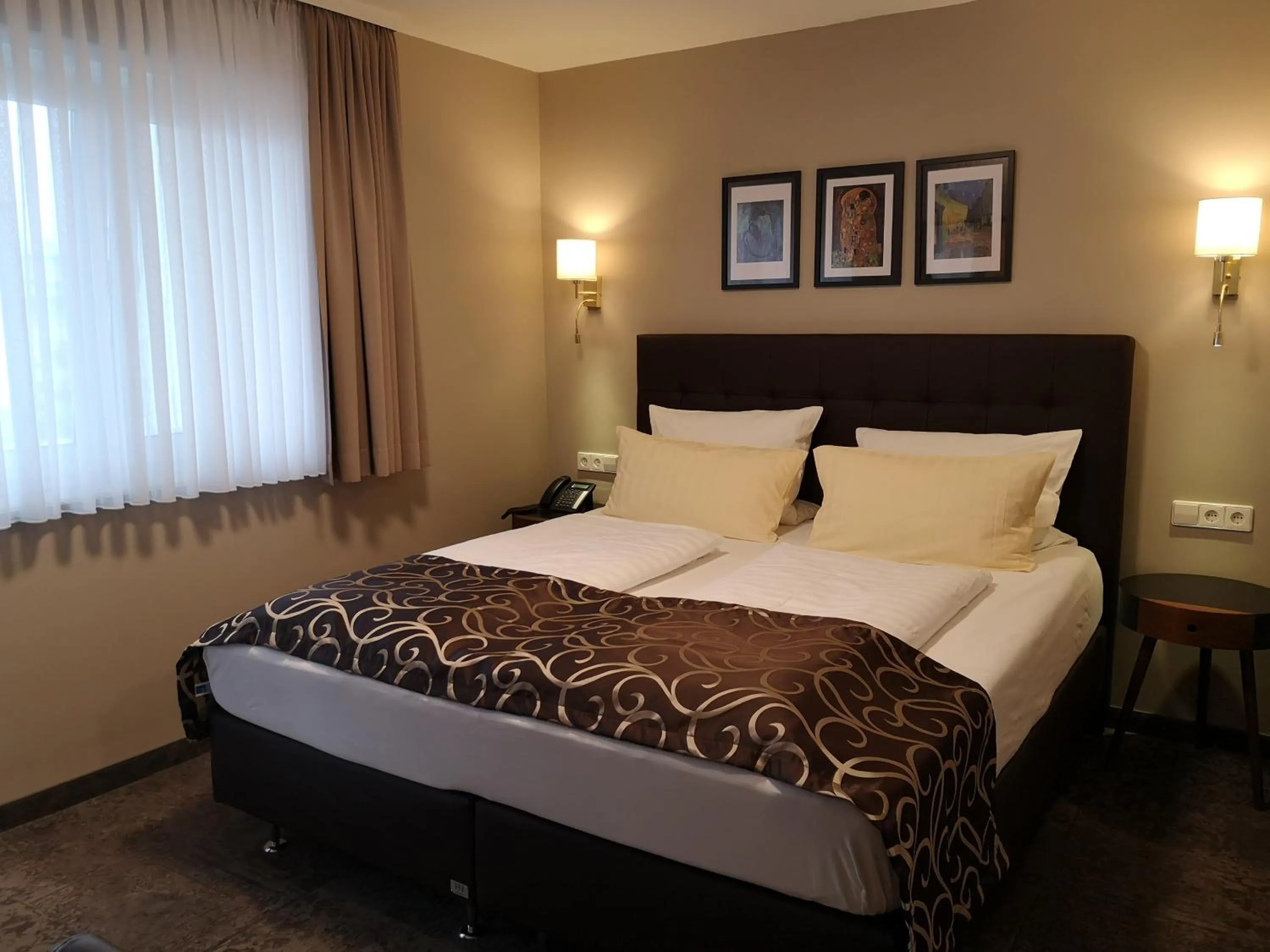 Bedroom, Bed in Hotel Regina