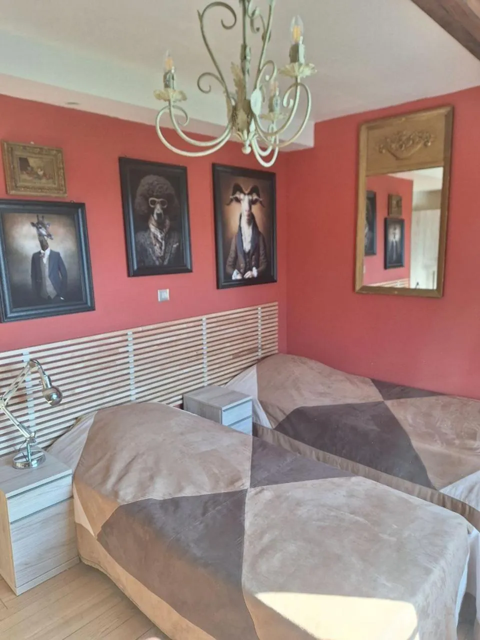 Photo of the whole room, Bed in Le clos de Tournes