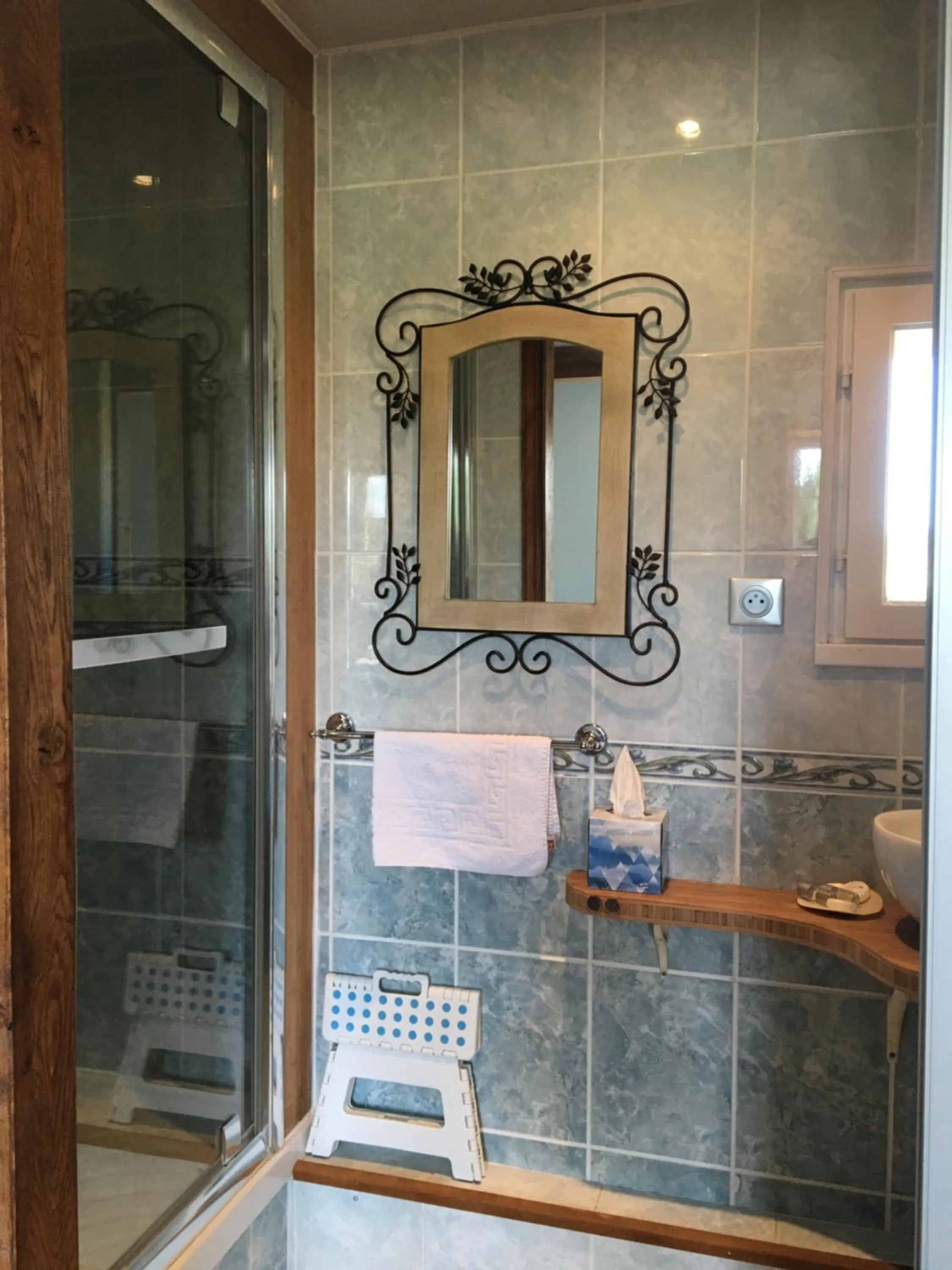 Shower in Le clos de Tournes