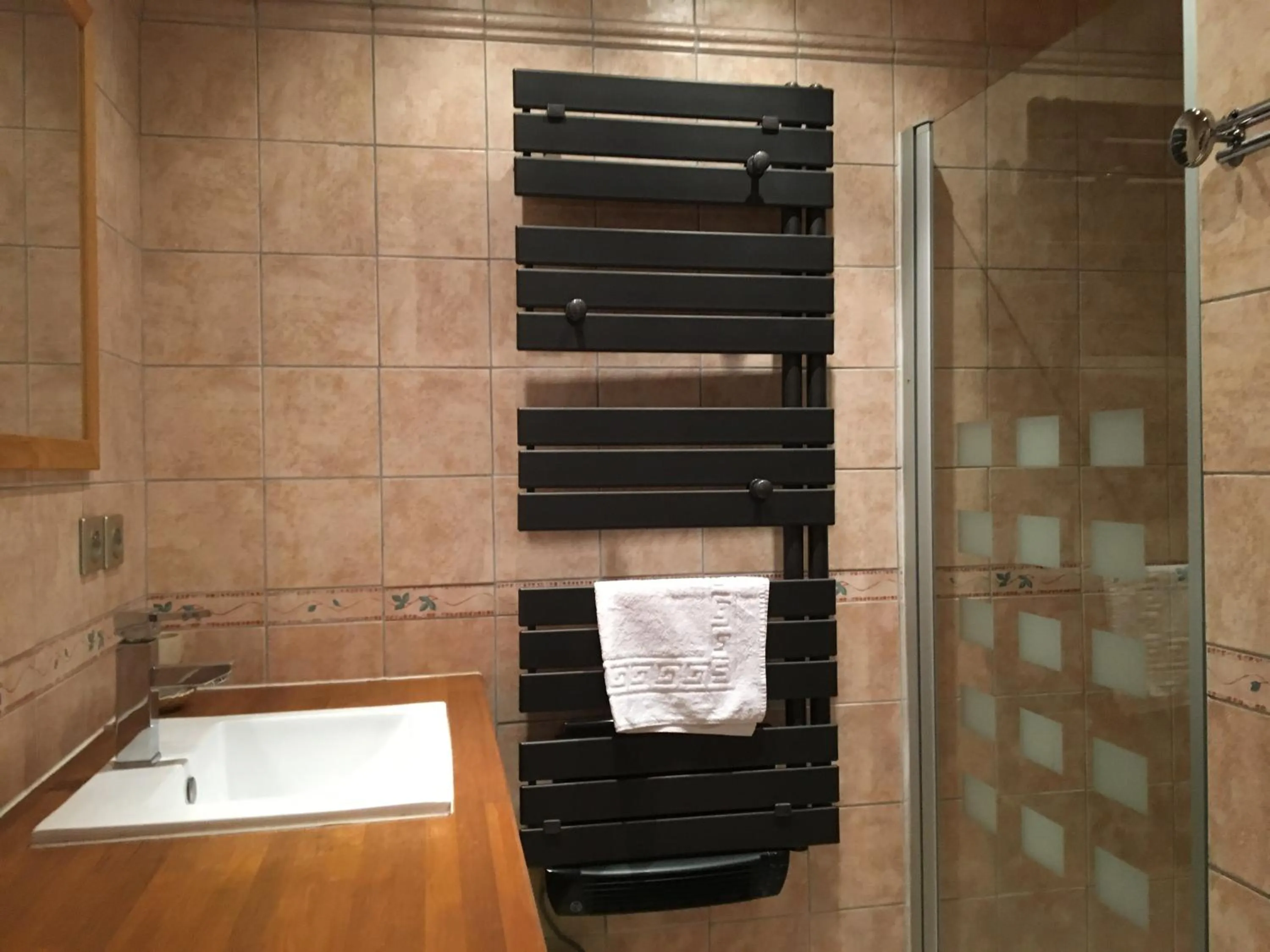 Shower in Le clos de Tournes