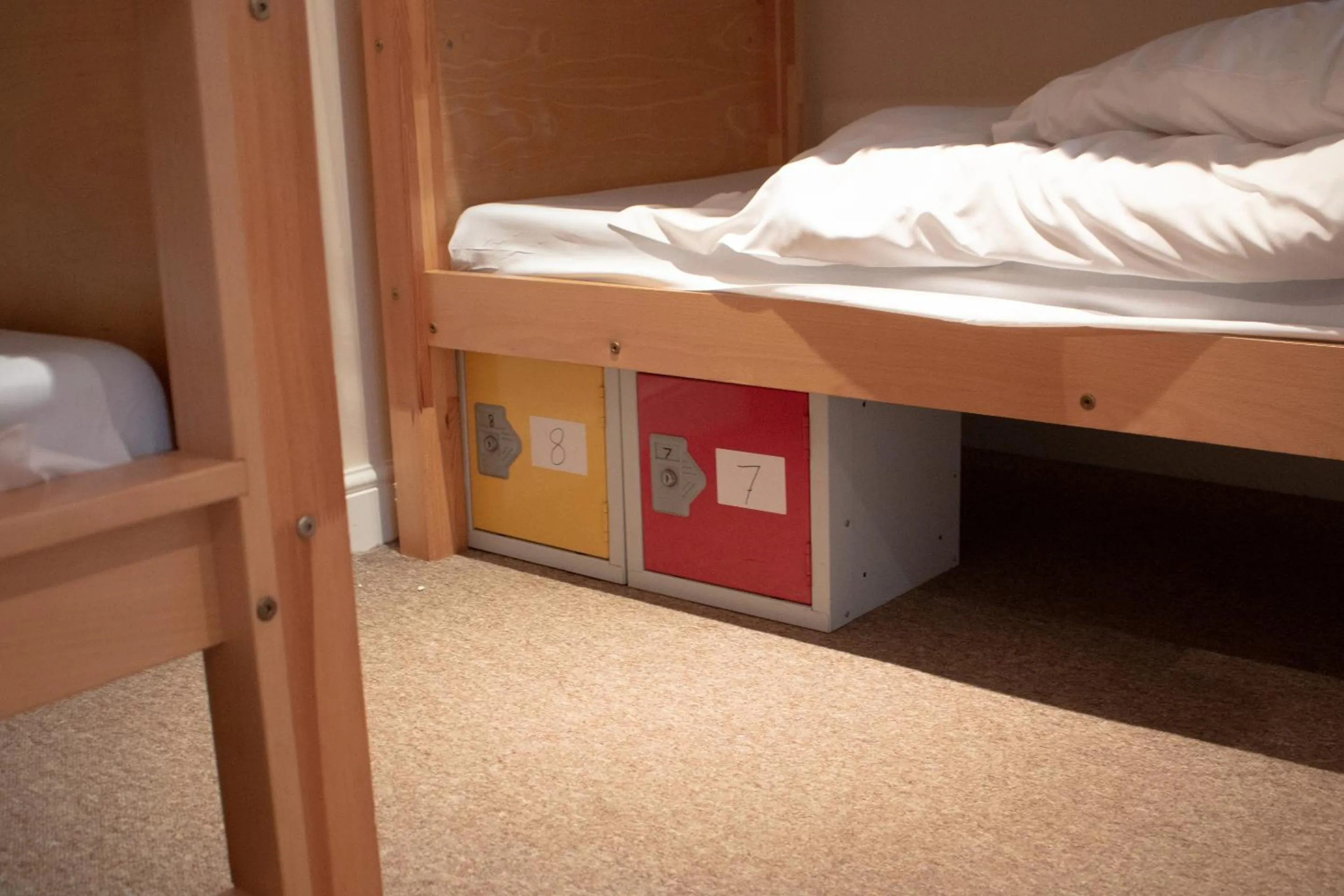 Bedroom, Bed in Stonehenge Hostel