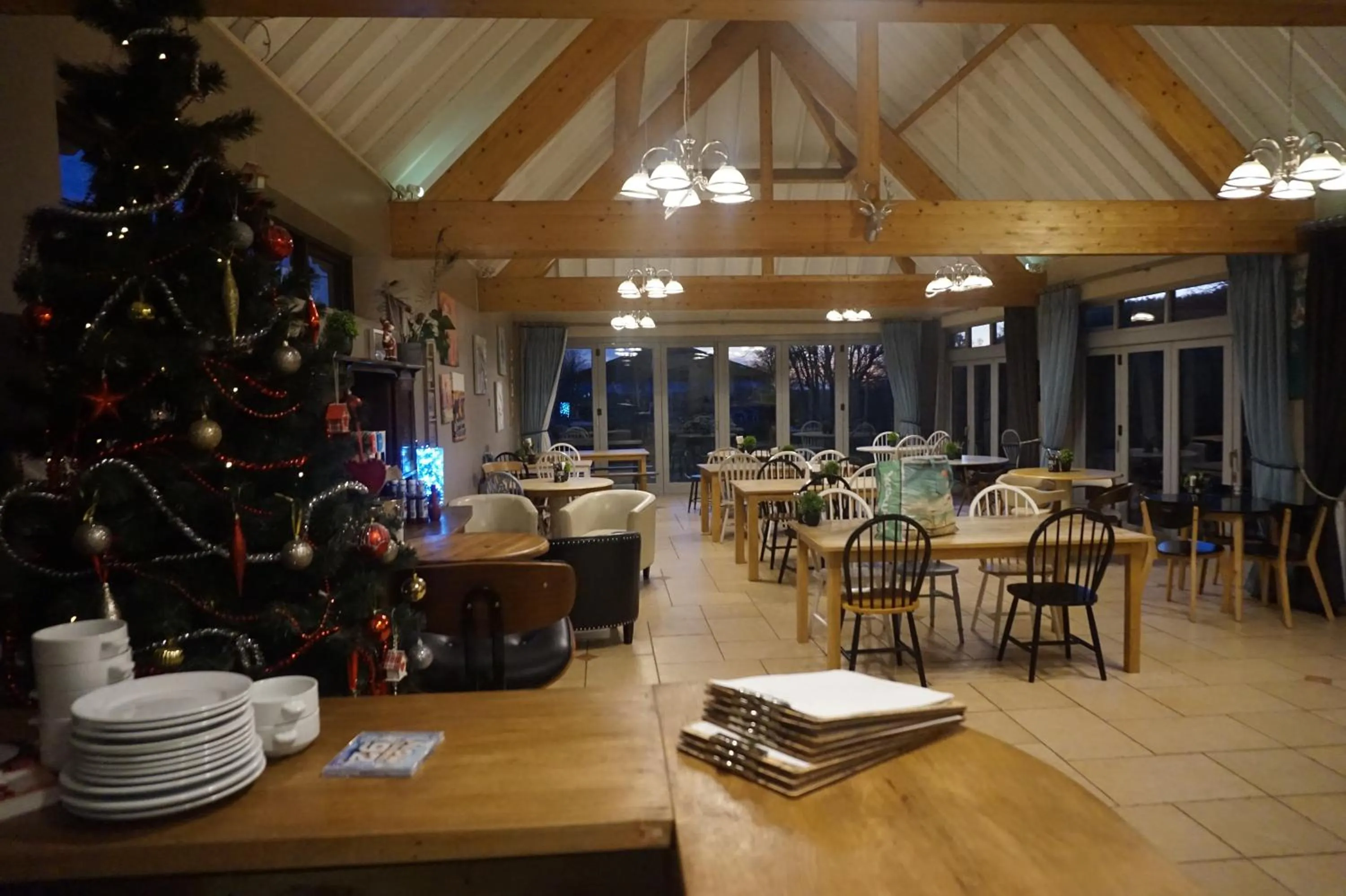 Restaurant/places to eat in Stonehenge Hostel