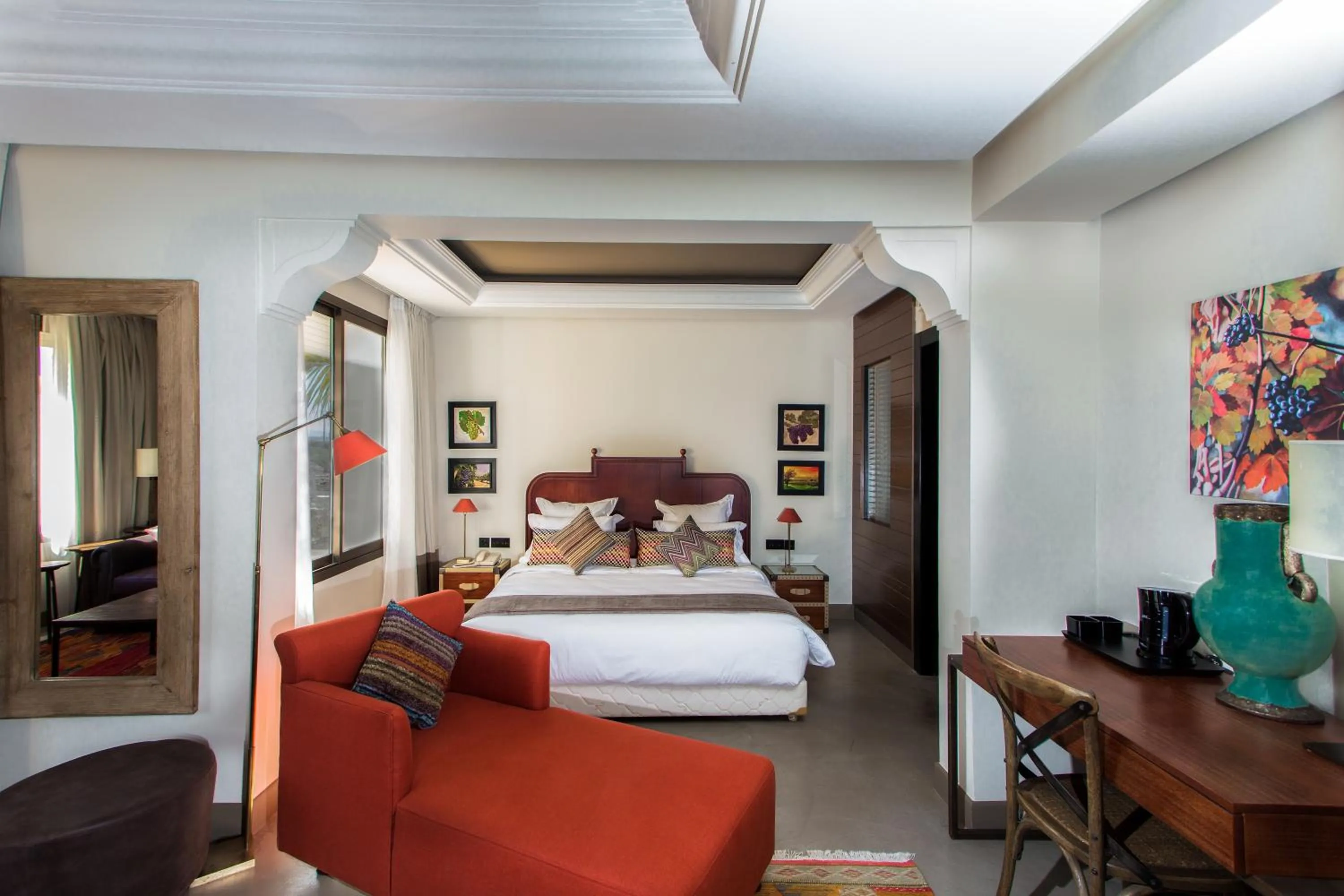 Seating area, Bed in Château Roslane Boutique hôtel & Spa