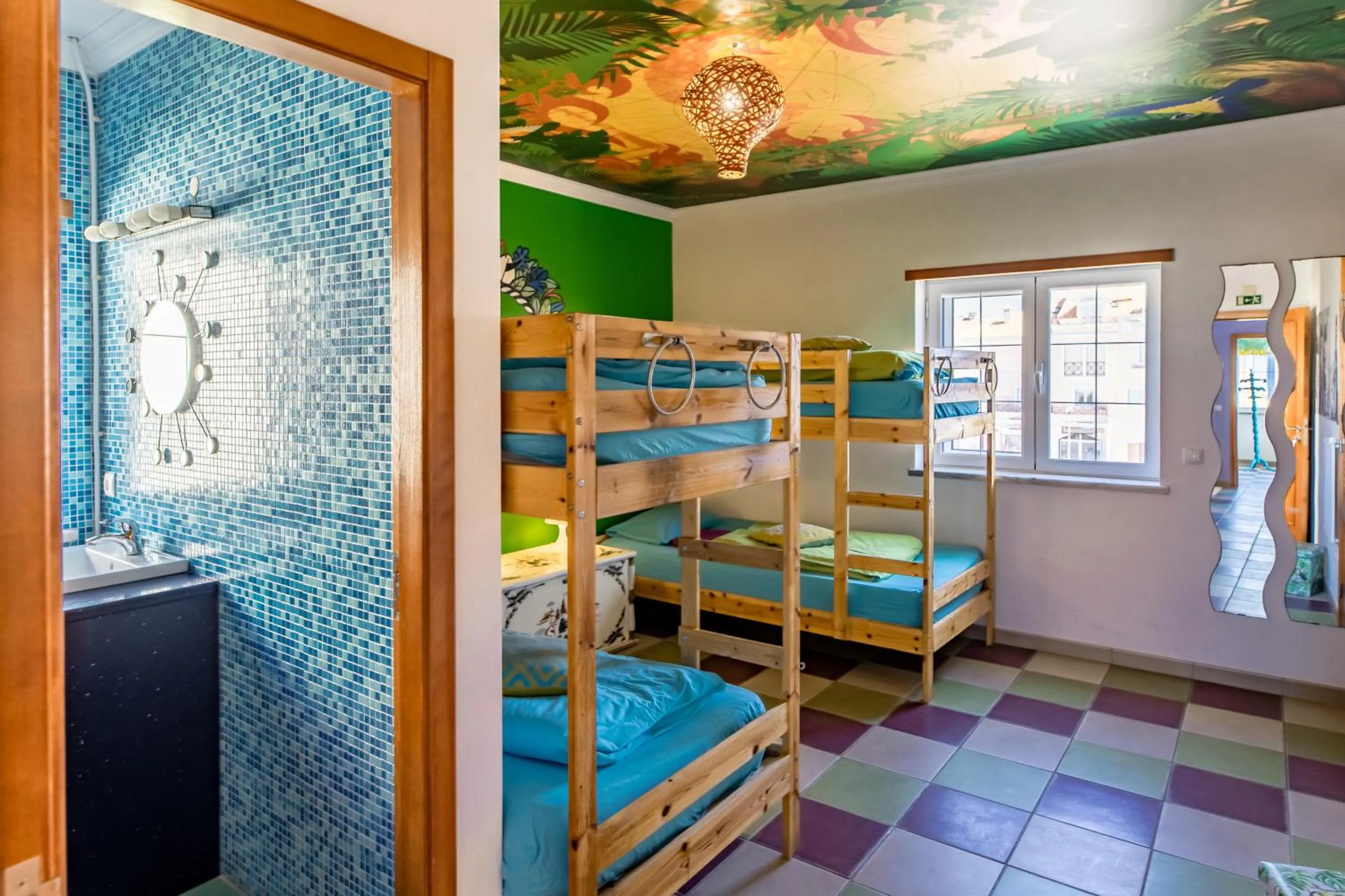 Photo of the whole room, Bed in Captain's Log House