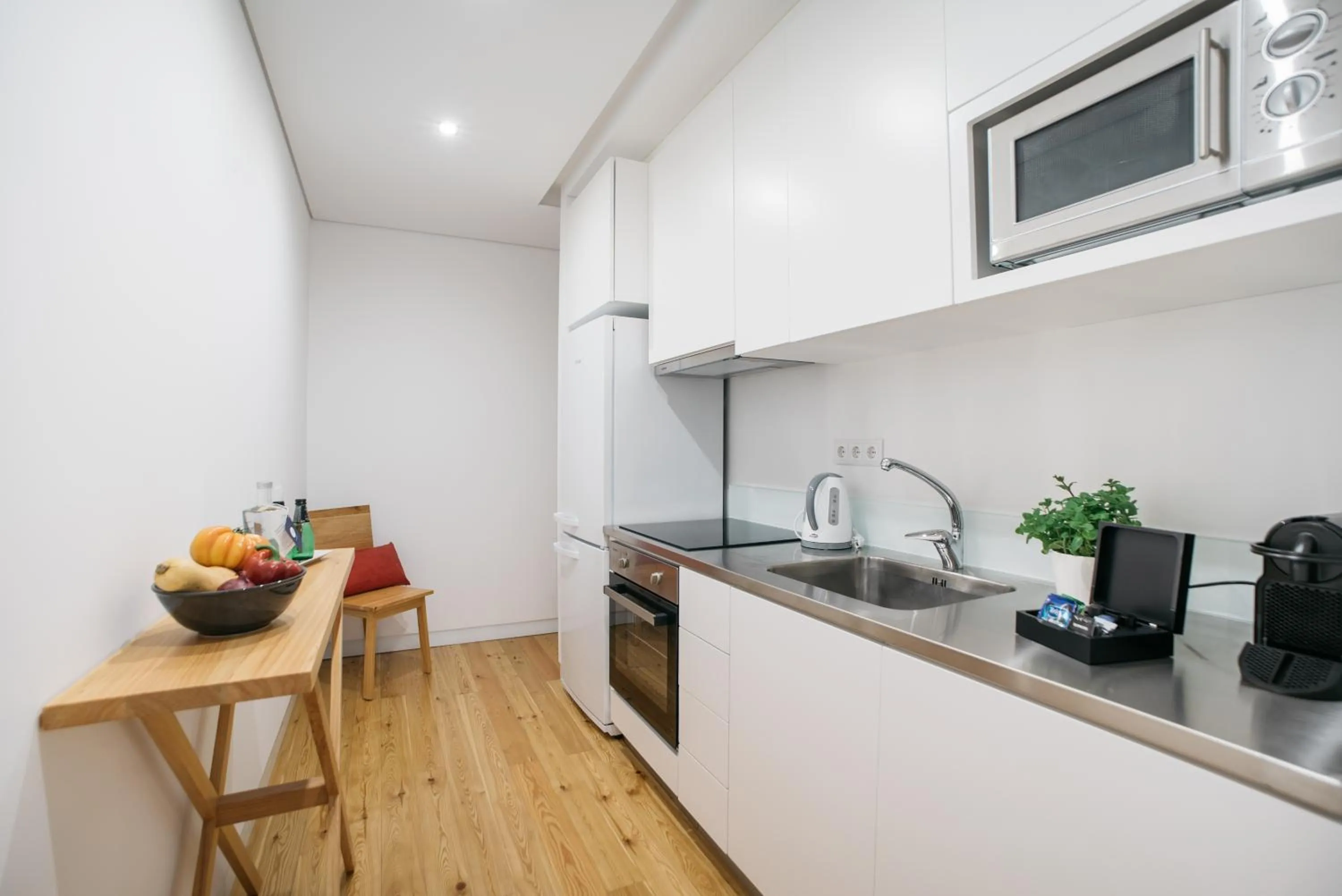 Coffee/tea facilities in D'Autor Apartments Sá da Bandeira