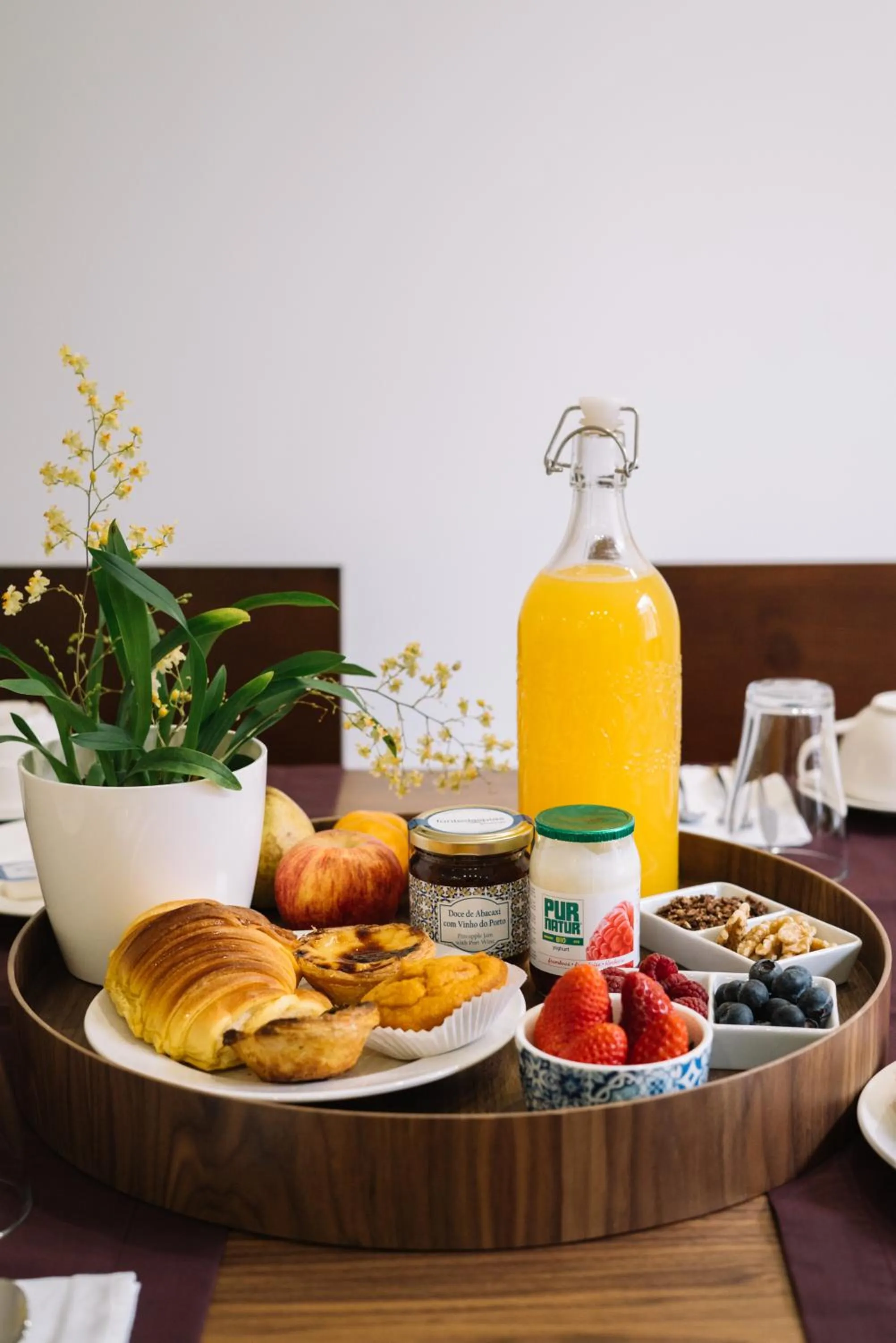 Breakfast in D'Autor Apartments Sá da Bandeira