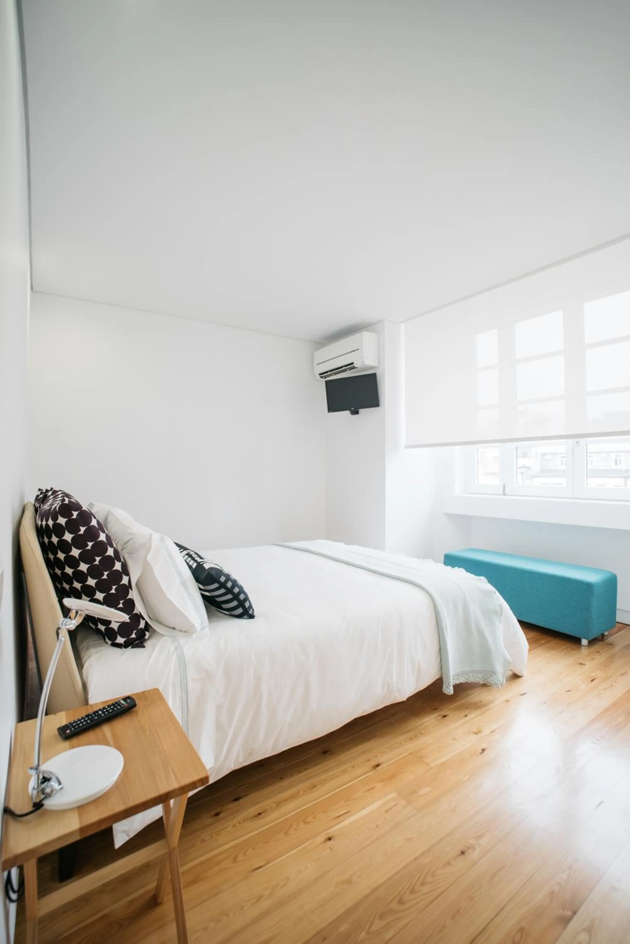 Bed in D'Autor Apartments Sá da Bandeira