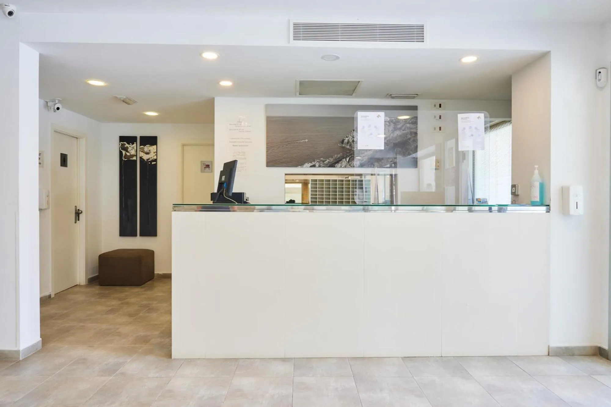 Lobby or reception in Hostal Gami Adults Only