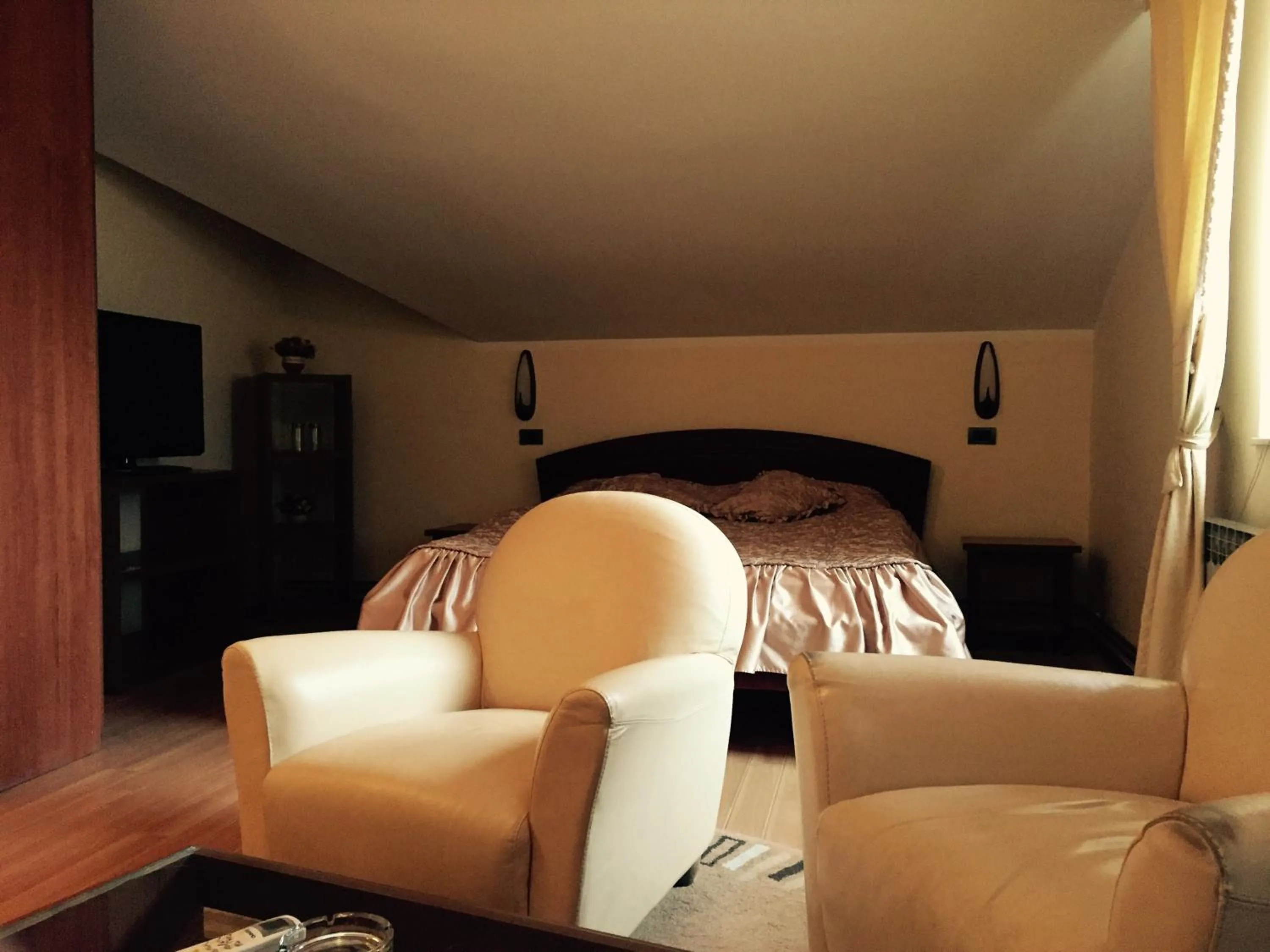 Bed in Accommodation Tara