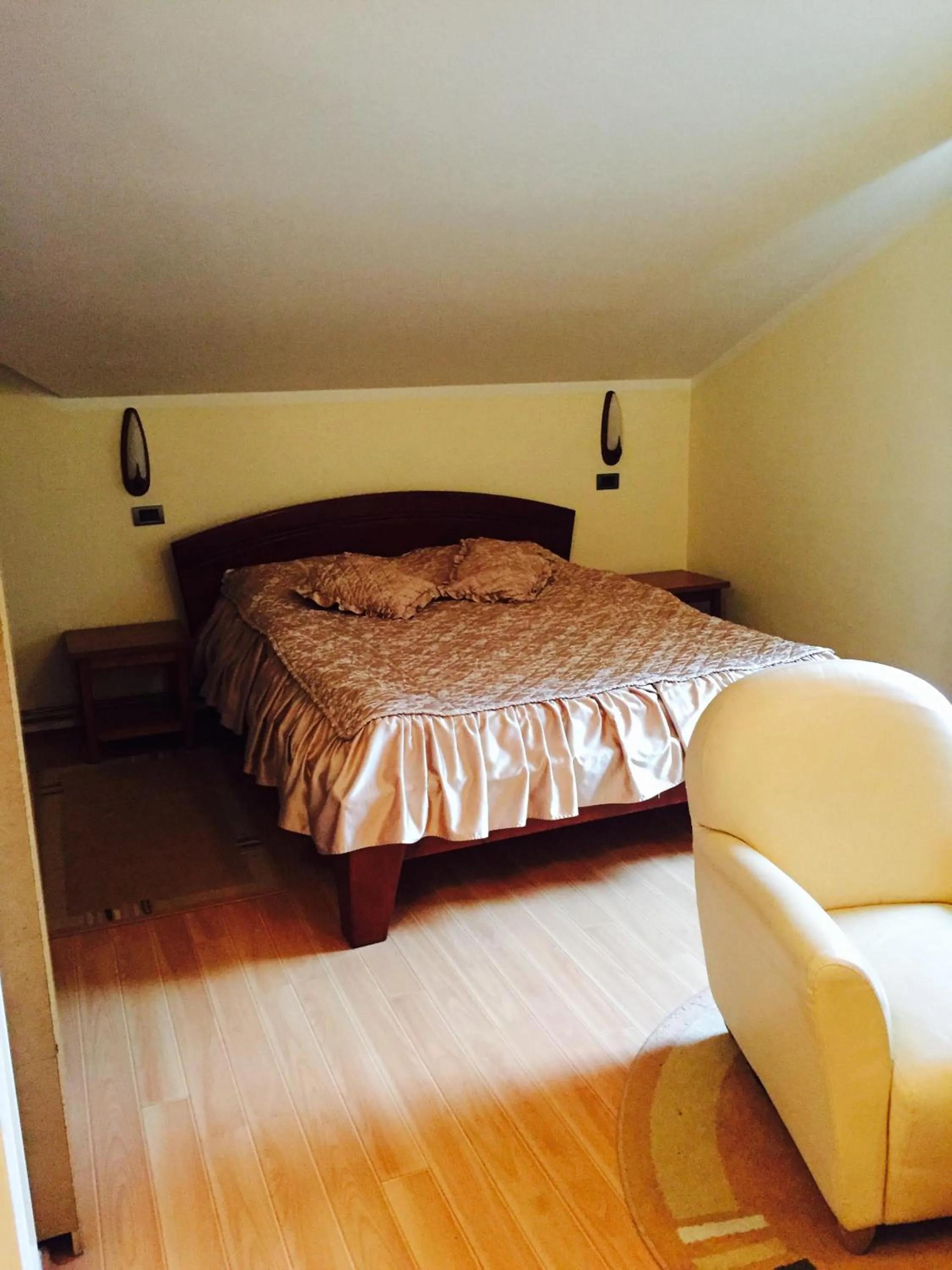 Bed in Accommodation Tara