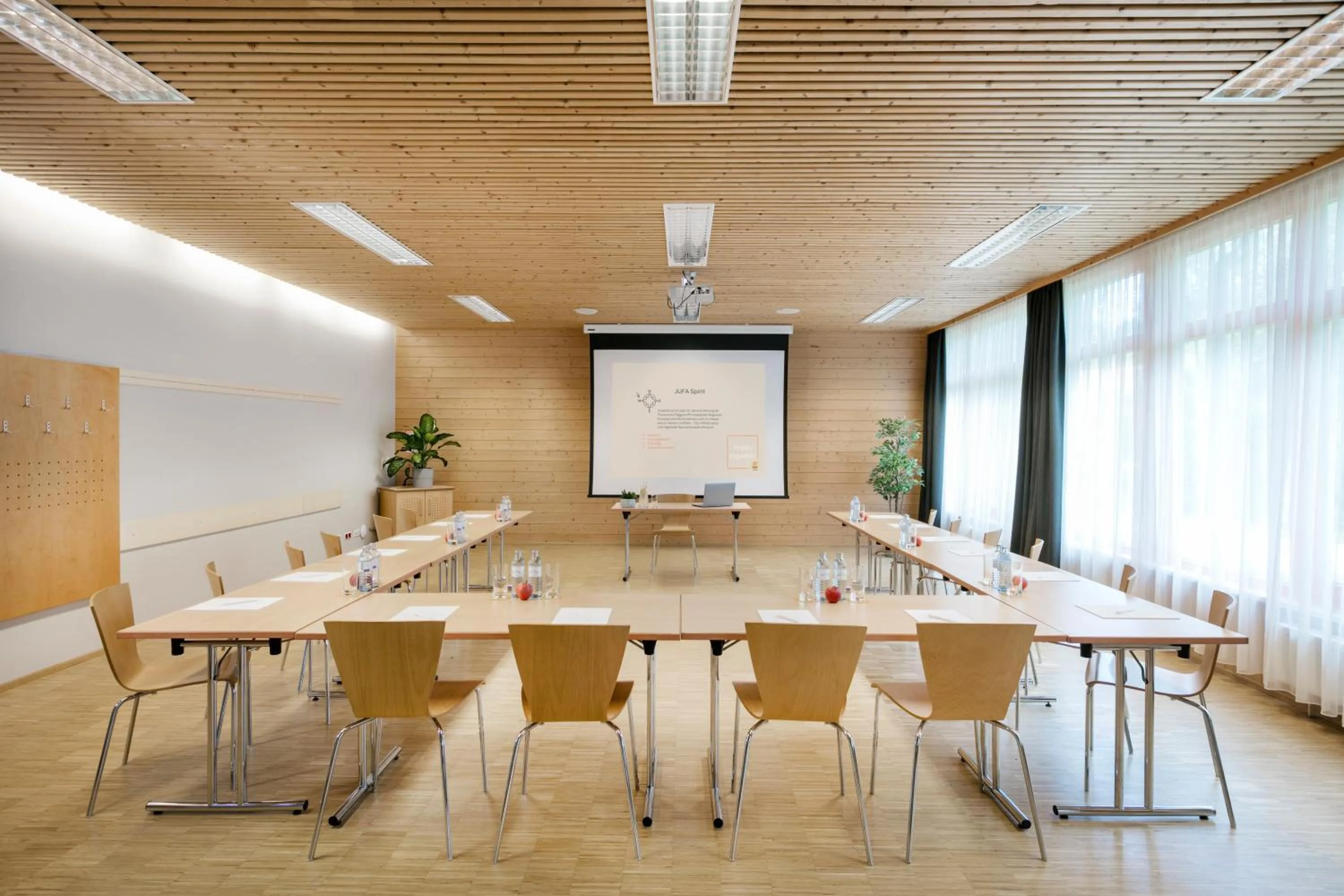 Meeting/conference room in JUFA Hotel Waldviertel