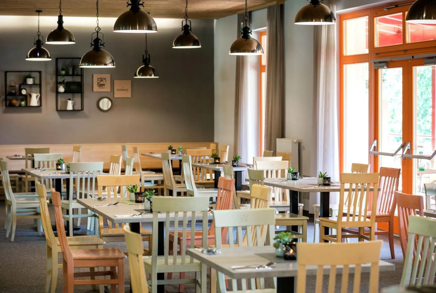 Restaurant/places to eat in JUFA Hotel Waldviertel