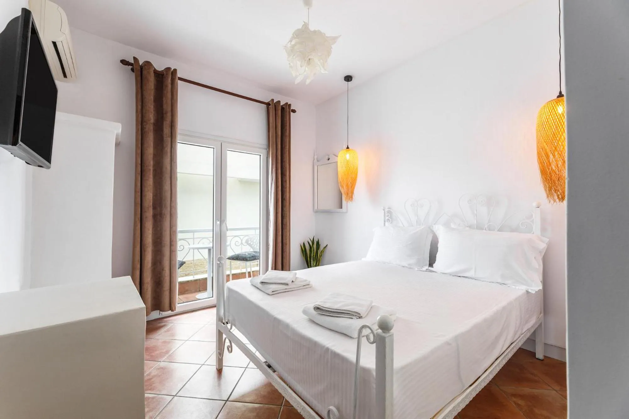 Bed in Marabou Hotel