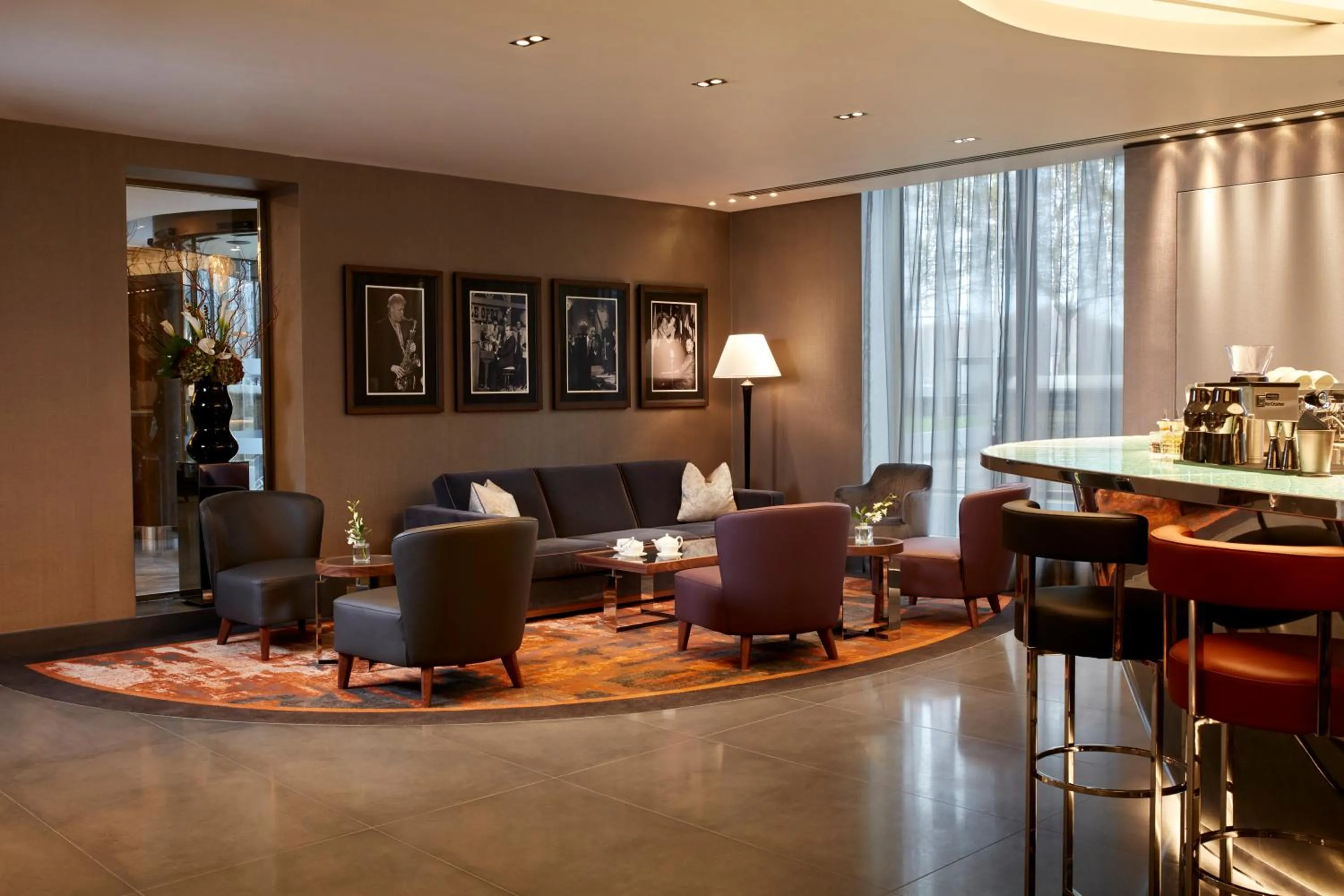 Lounge or bar in Hyatt Regency London Albert Embankment