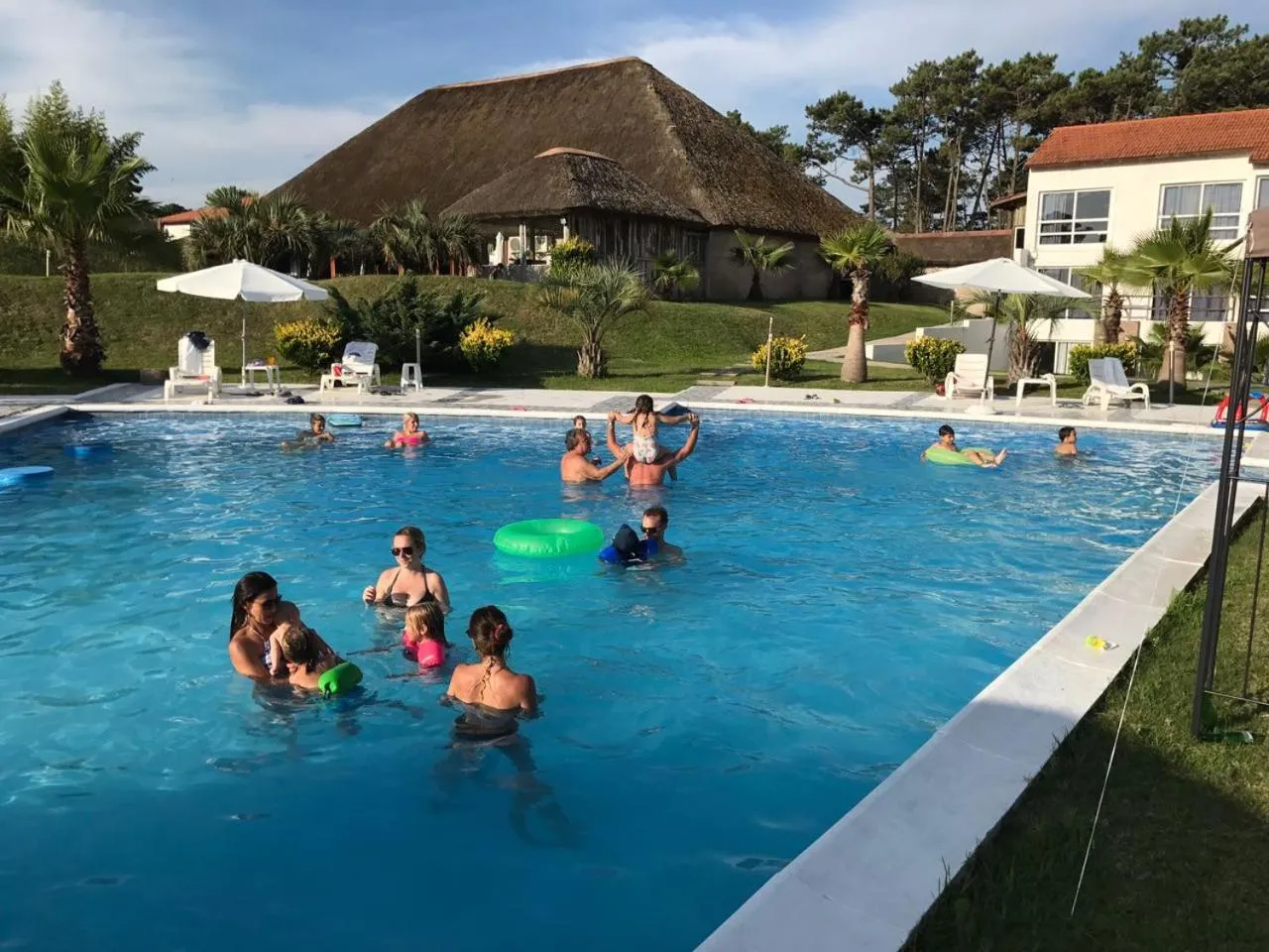 People in Punta del Este Arenas Hotel