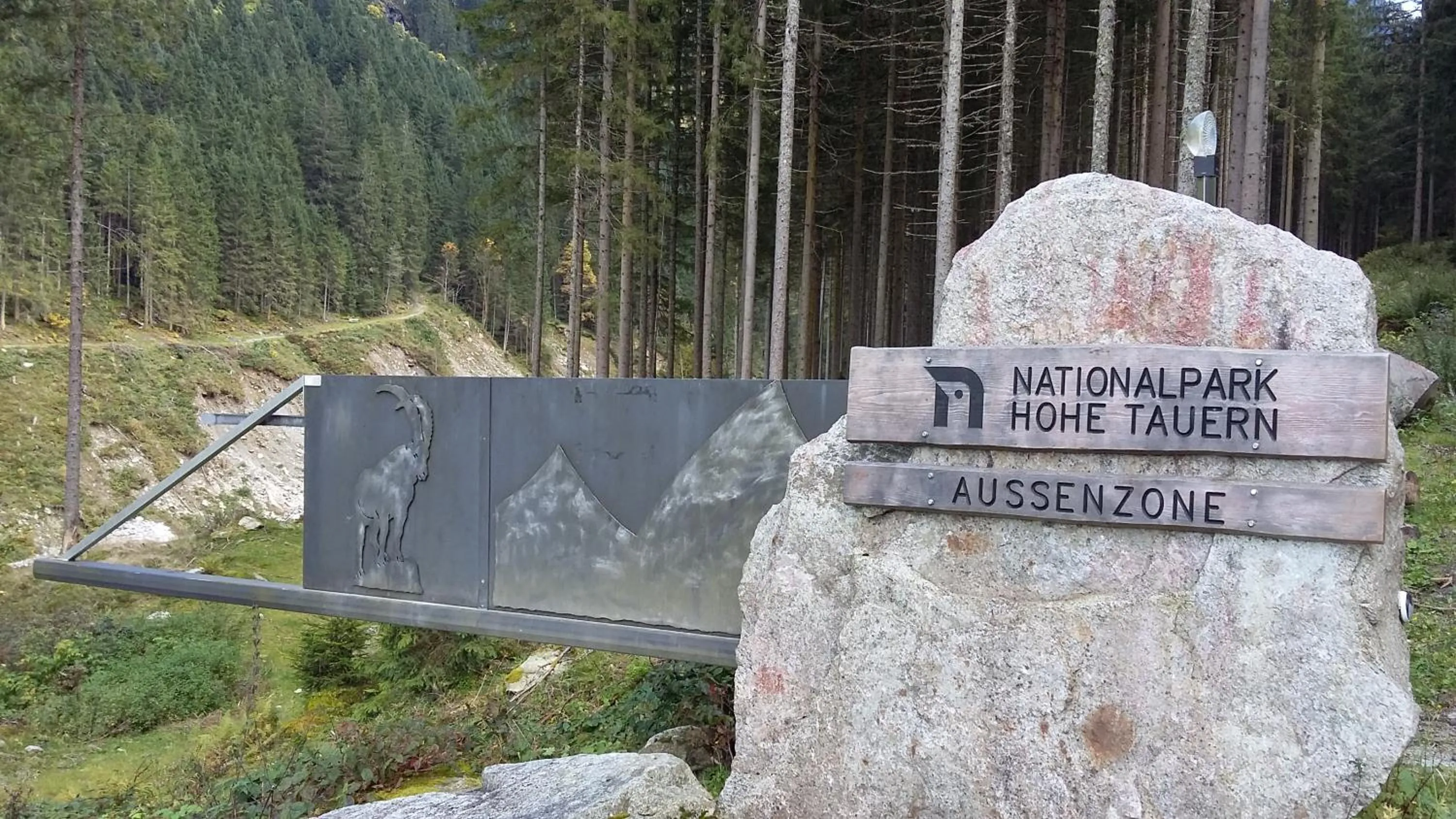 Logo/Certificate/Sign in Alphotel Mittersill