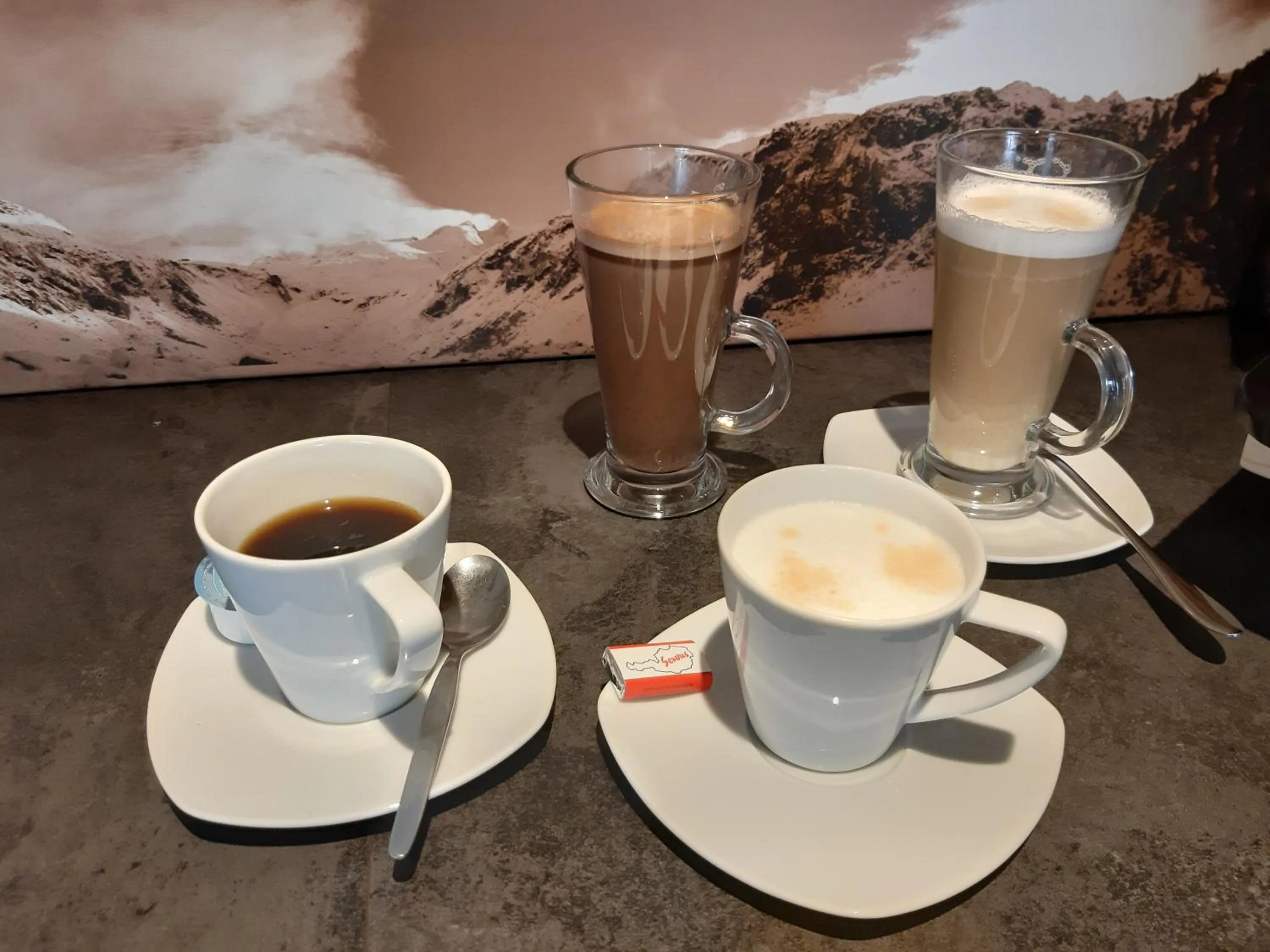 Buffet breakfast in Alphotel Mittersill