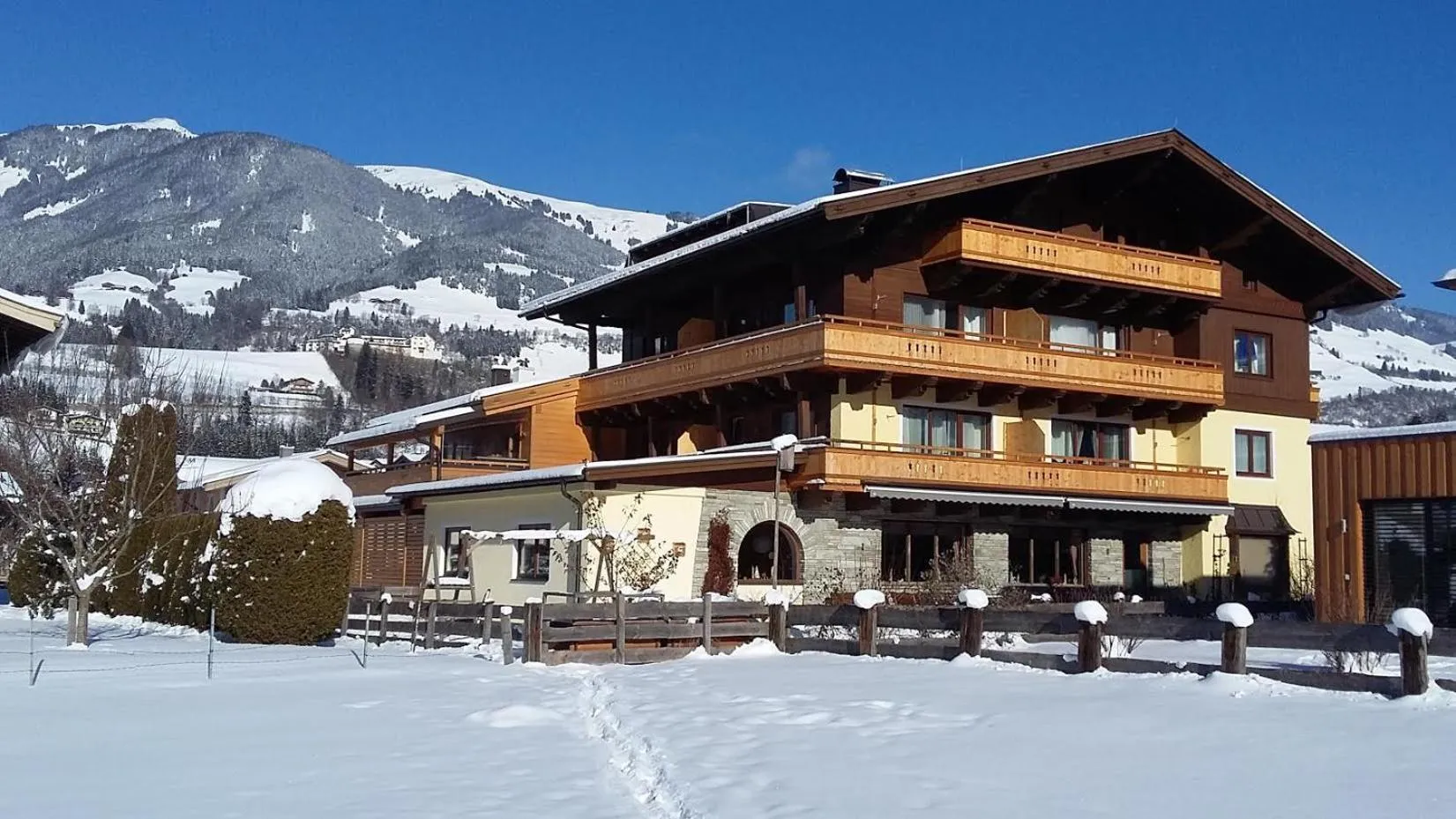 Property building in Alphotel Mittersill