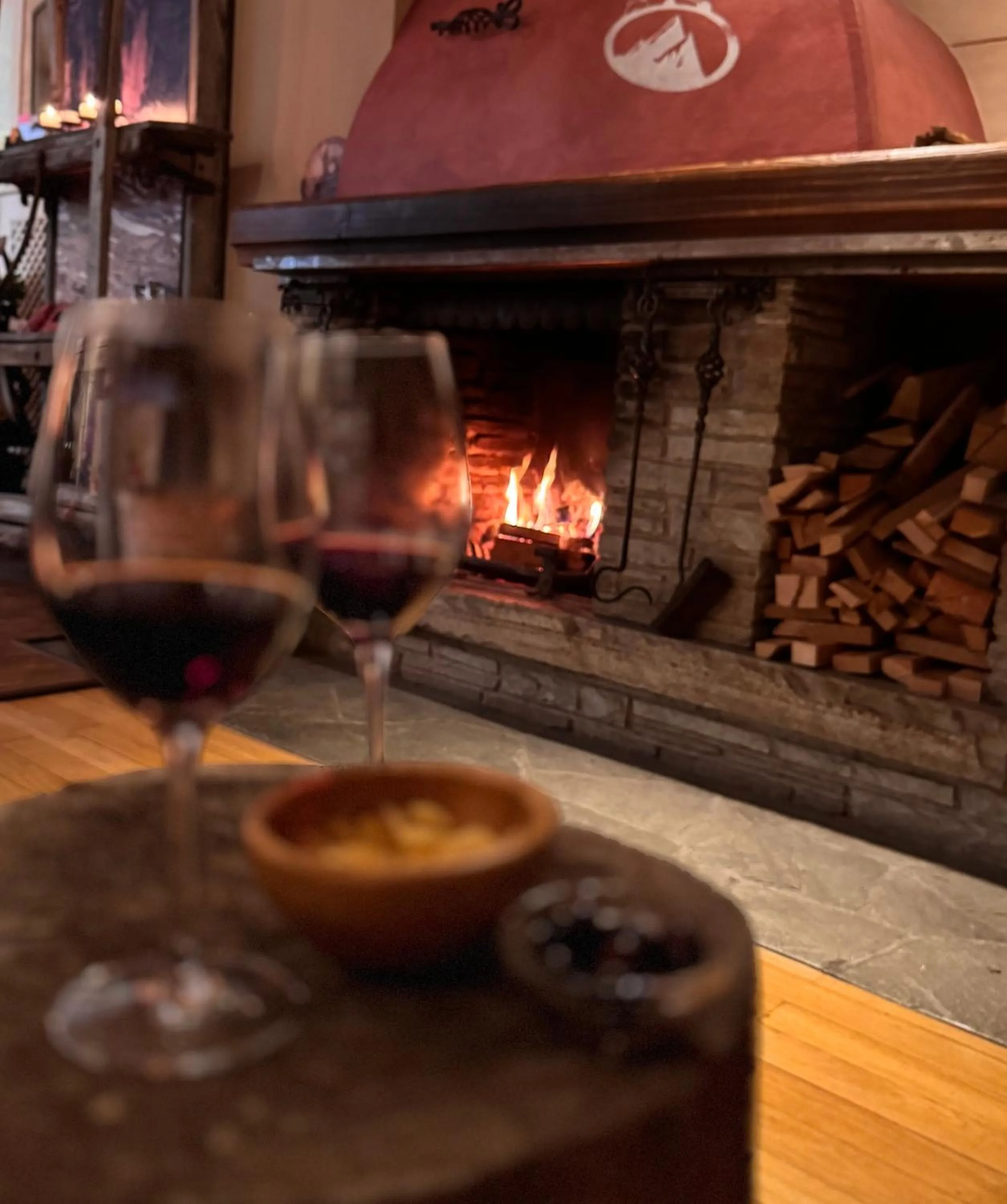 Lounge or bar in Alphotel Mittersill