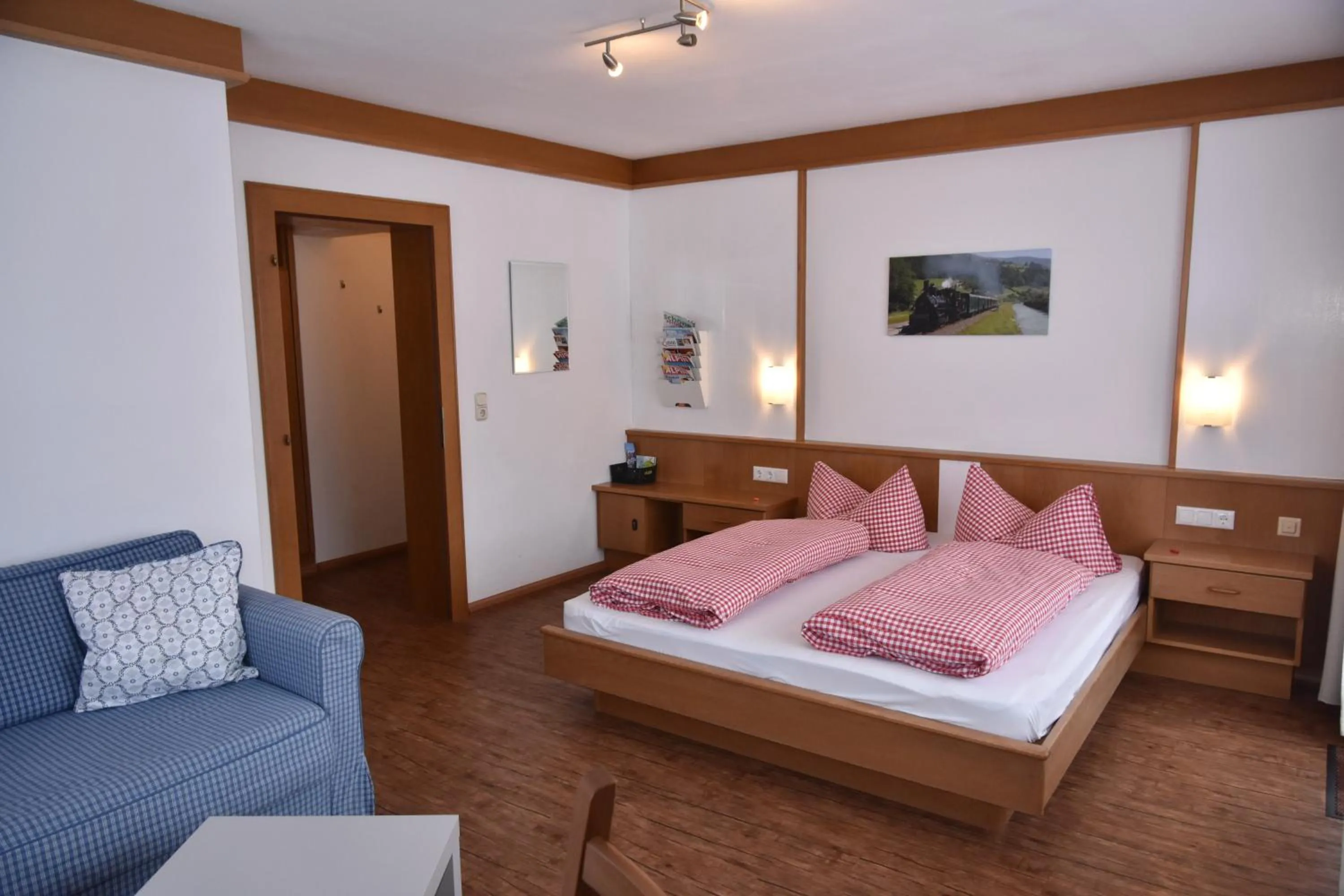 Bed in Alphotel Mittersill