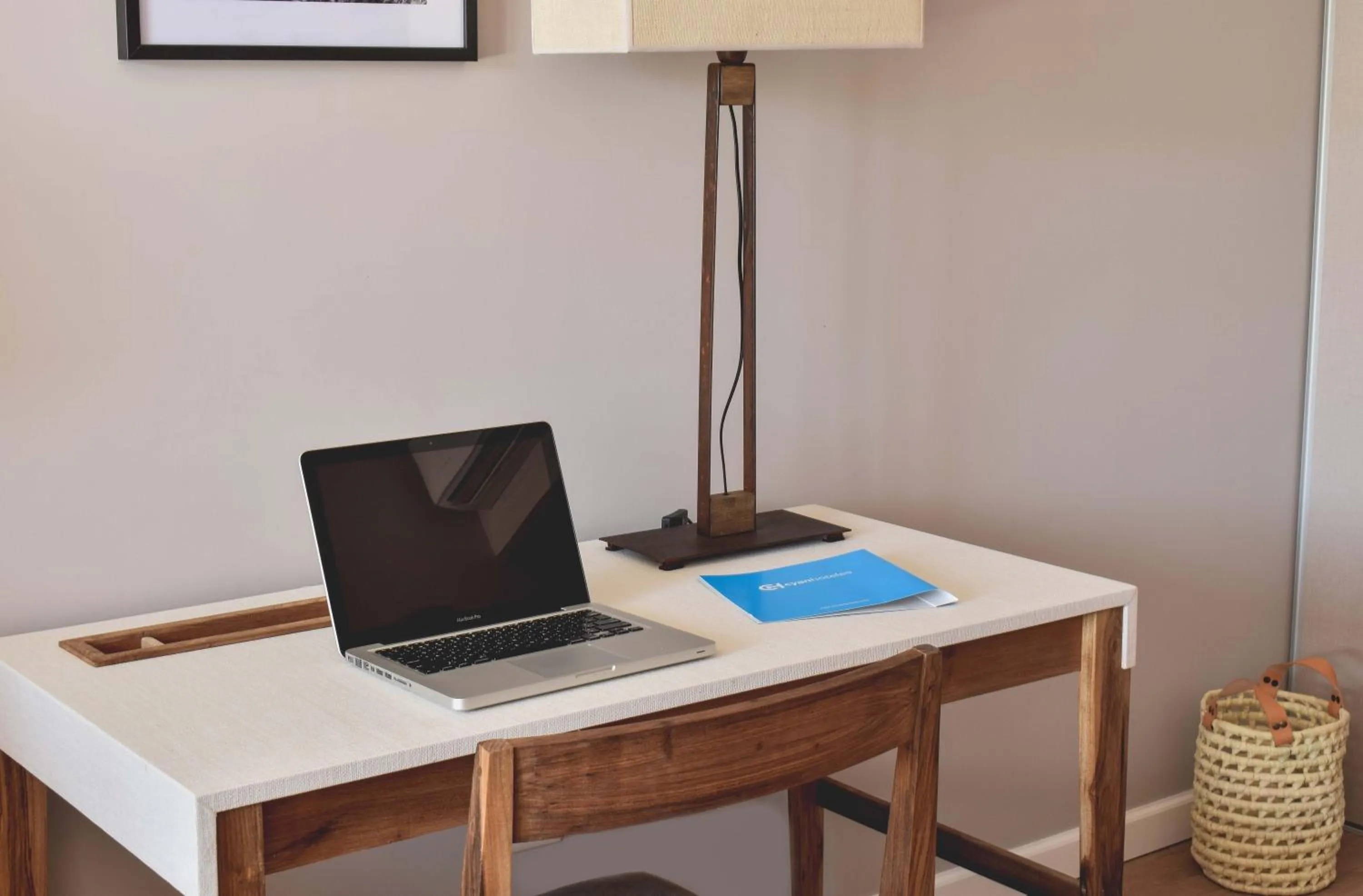 Seating area in Cyan Soho Neuquén Hotel