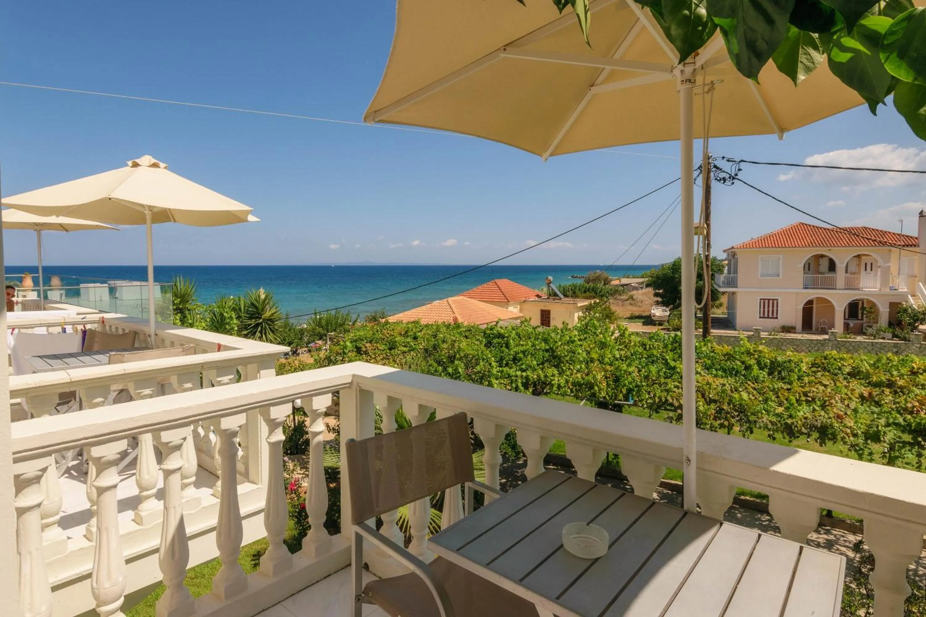 Balcony/Terrace in Belussi Beach Hotel & Suites