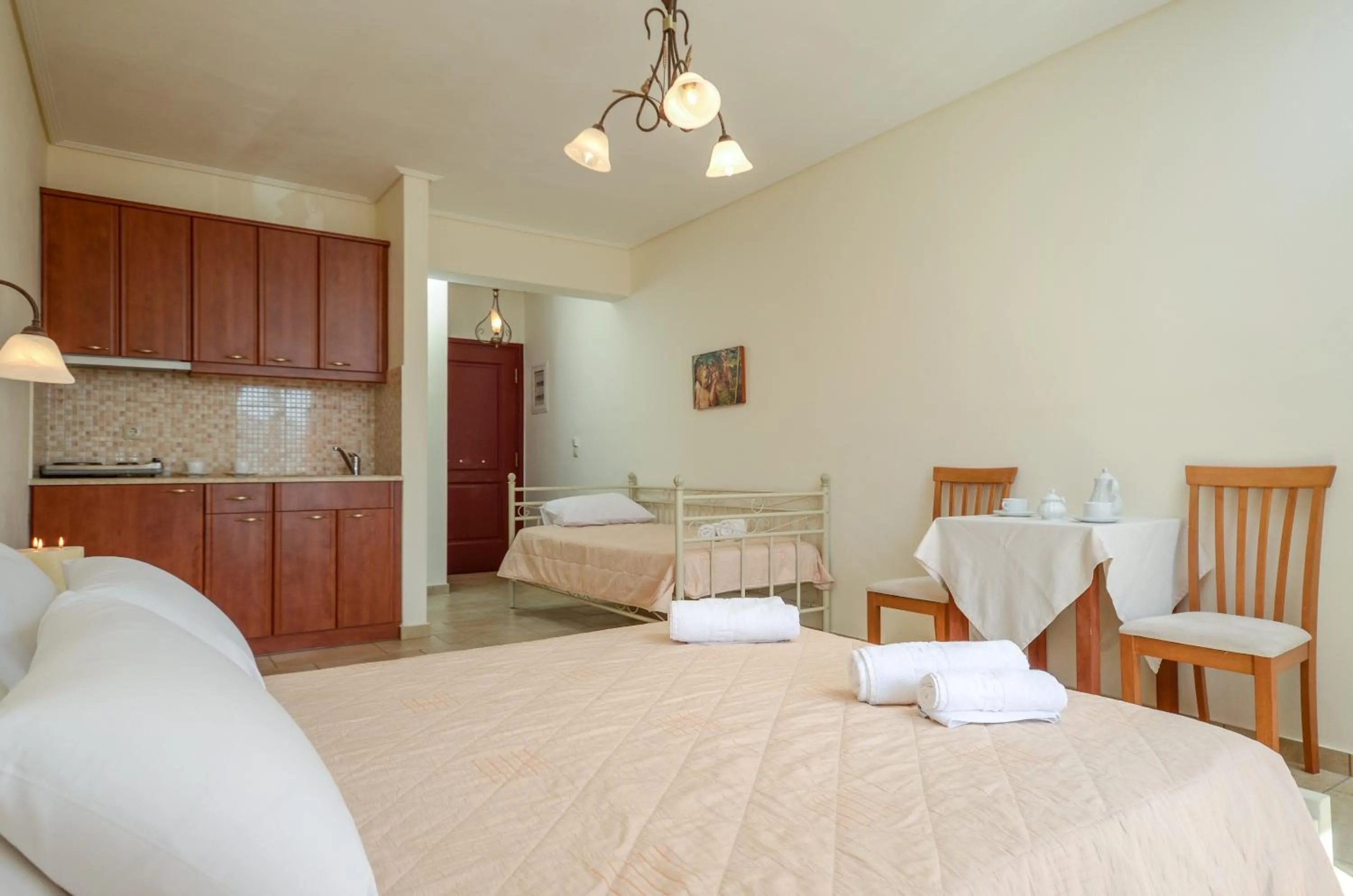 bunk bed, Bed in Perla Hotel