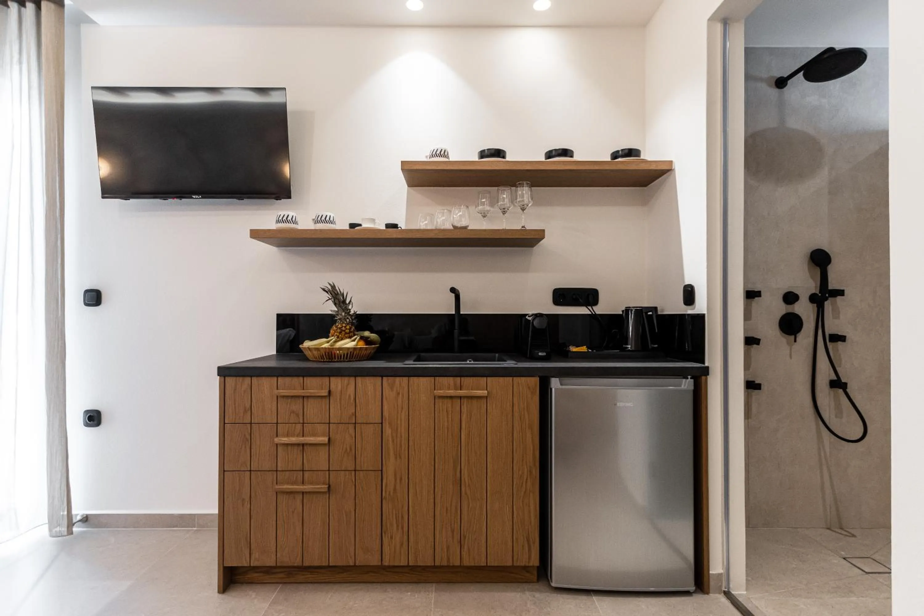 Kitchen or kitchenette in Perla Hotel