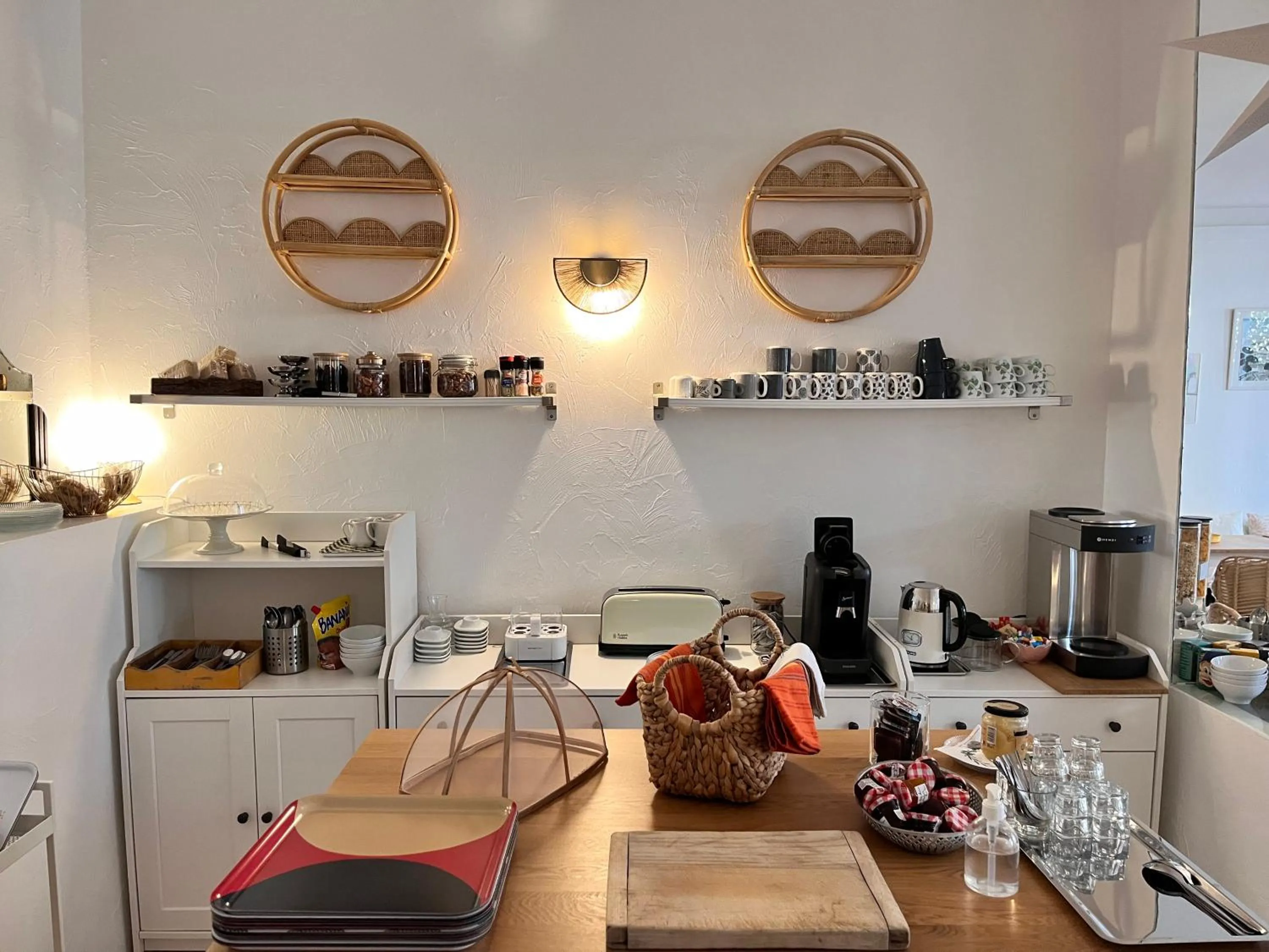 Dining area in Hôtel Eden - La Baigneuse