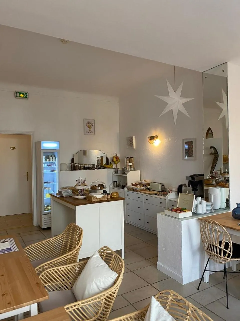 Seating area in Hôtel Eden - La Baigneuse