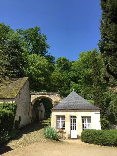 Property building in Château de Nazelles Amboise
