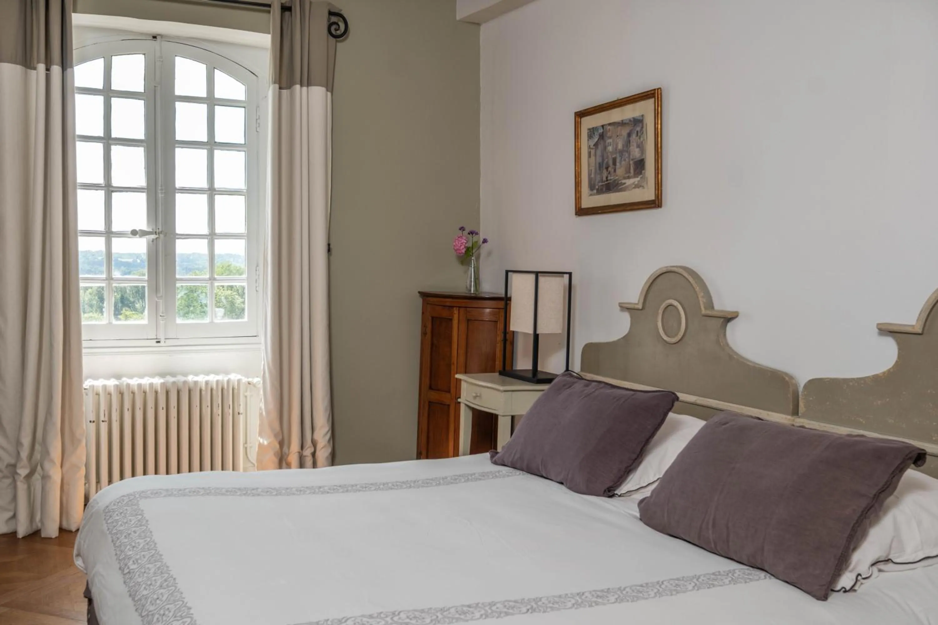 Bed in Château de Nazelles Amboise