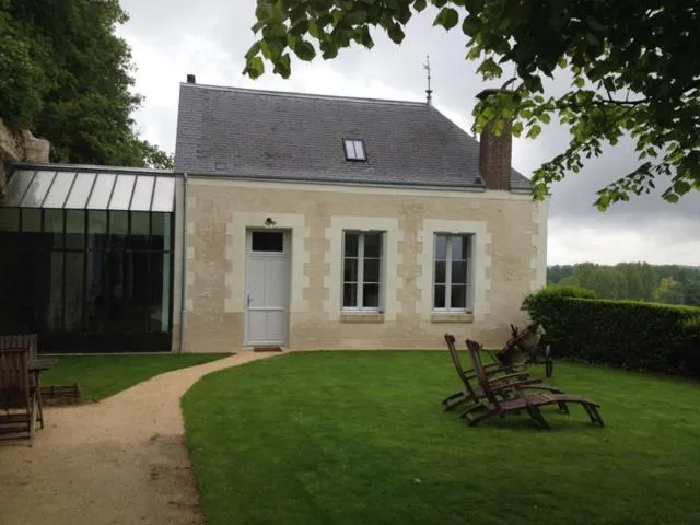 Property building in Château de Nazelles Amboise
